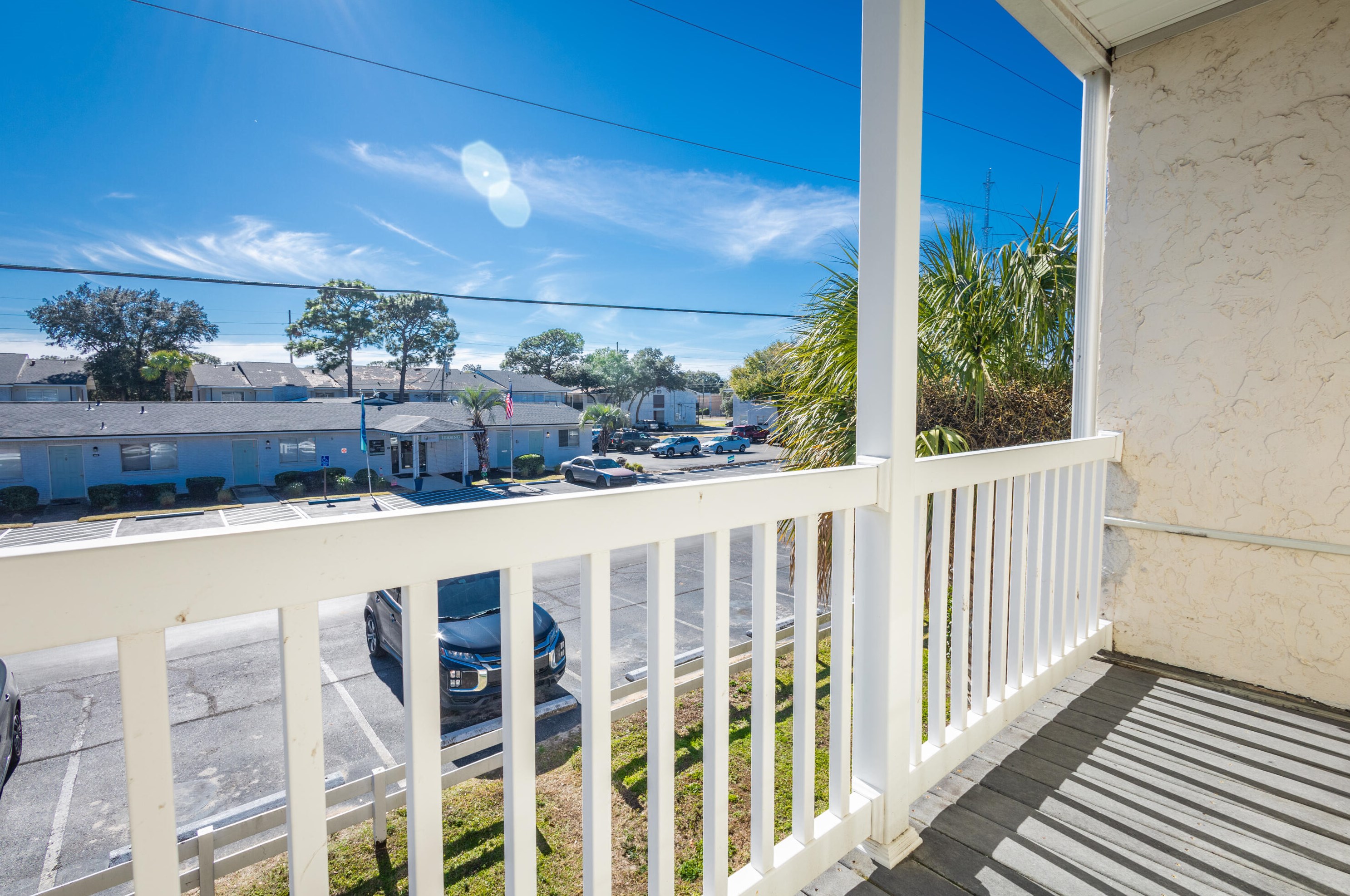 605 Colonial Dr, Fort Walton Beach FL  32547-2342 exterior