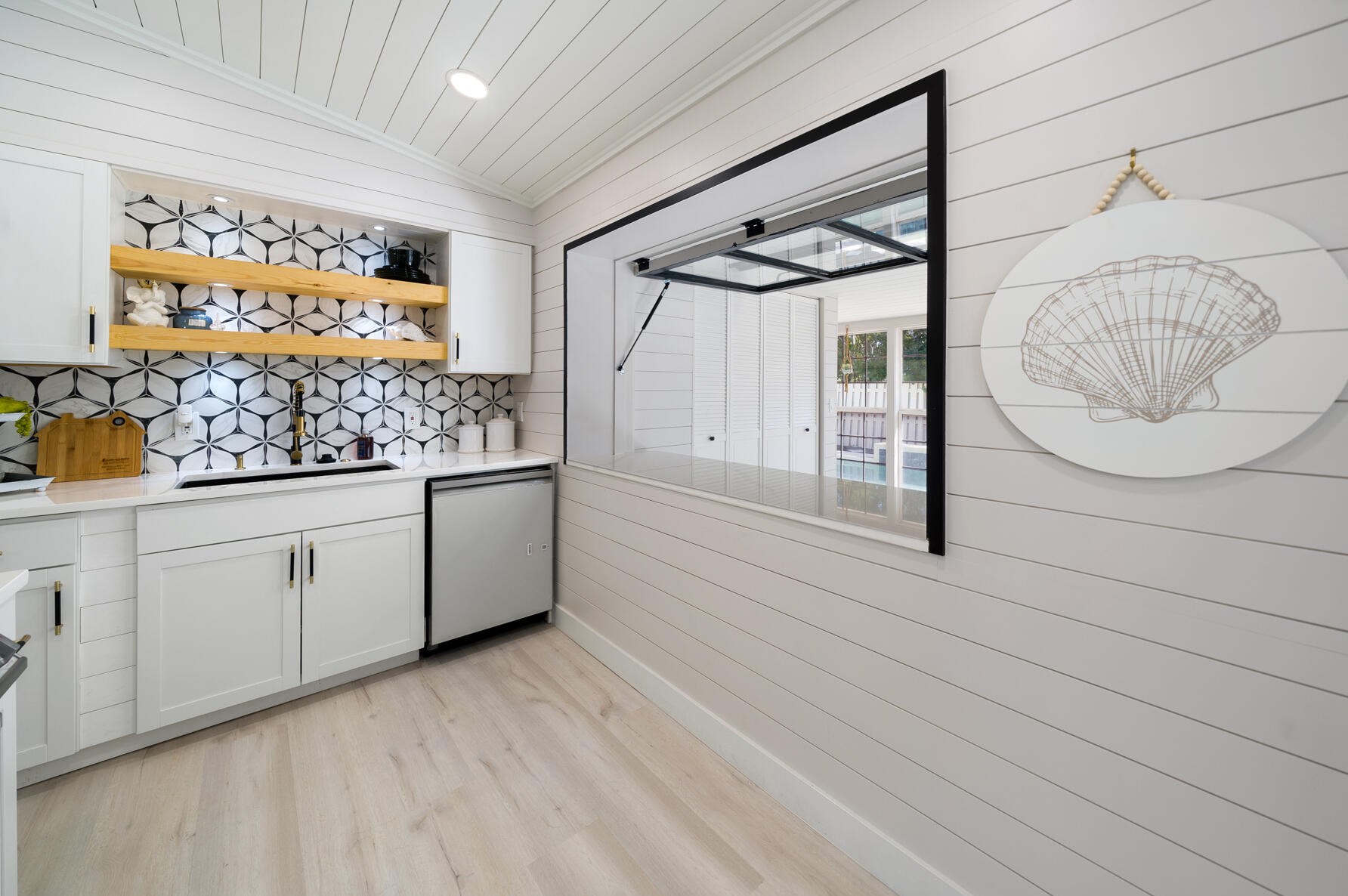 121 Sonata Cir, Panama City FL  32413-2660 exterior