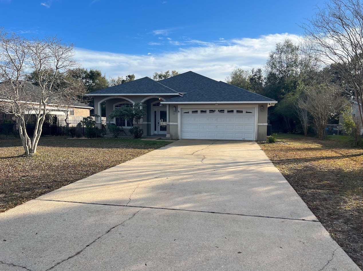 134 10th Ave, Shalimar FL  32579-1507 exterior