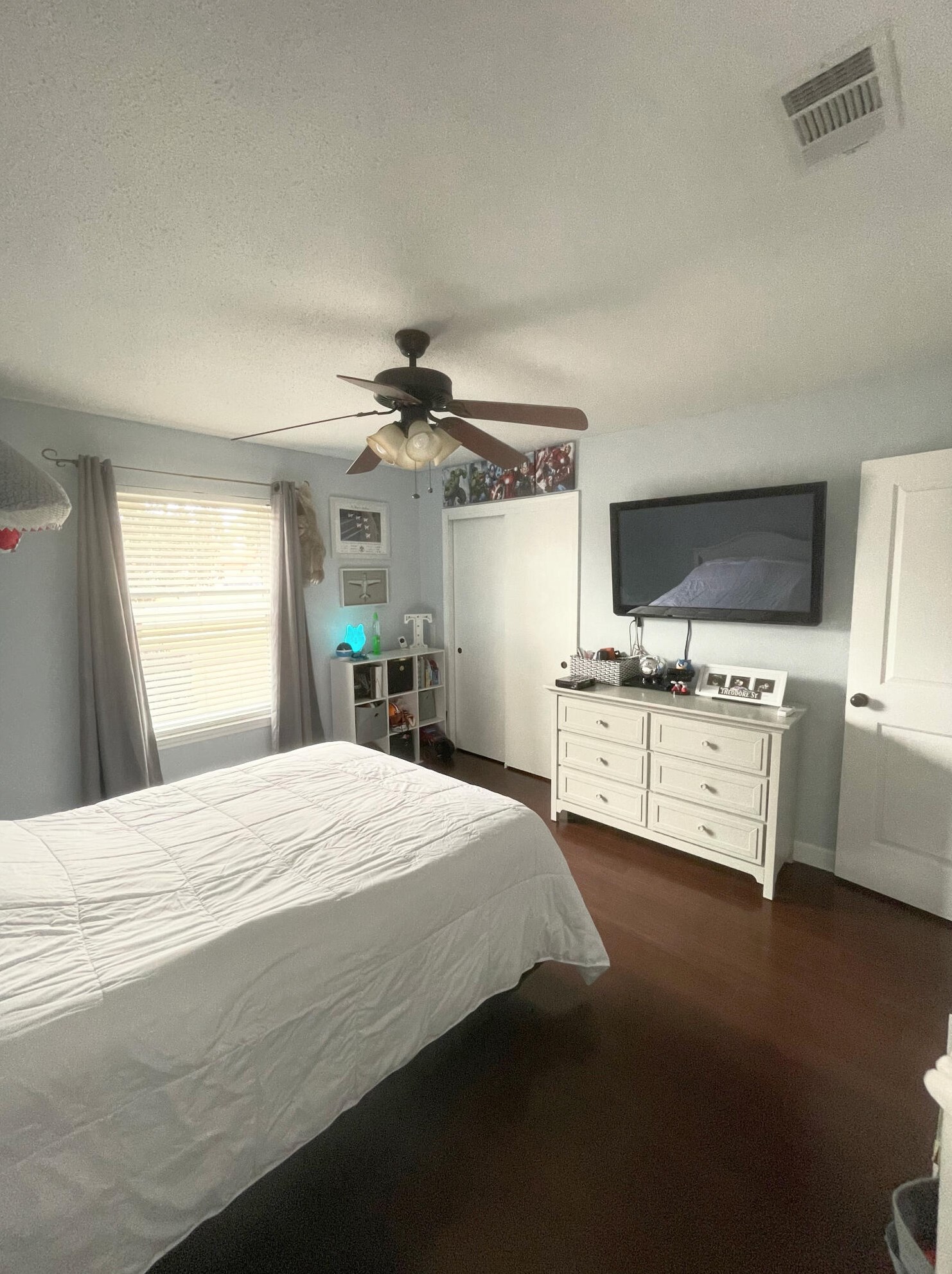 220 Lakeside Ln, Mary Esther FL  32569-1459 exterior