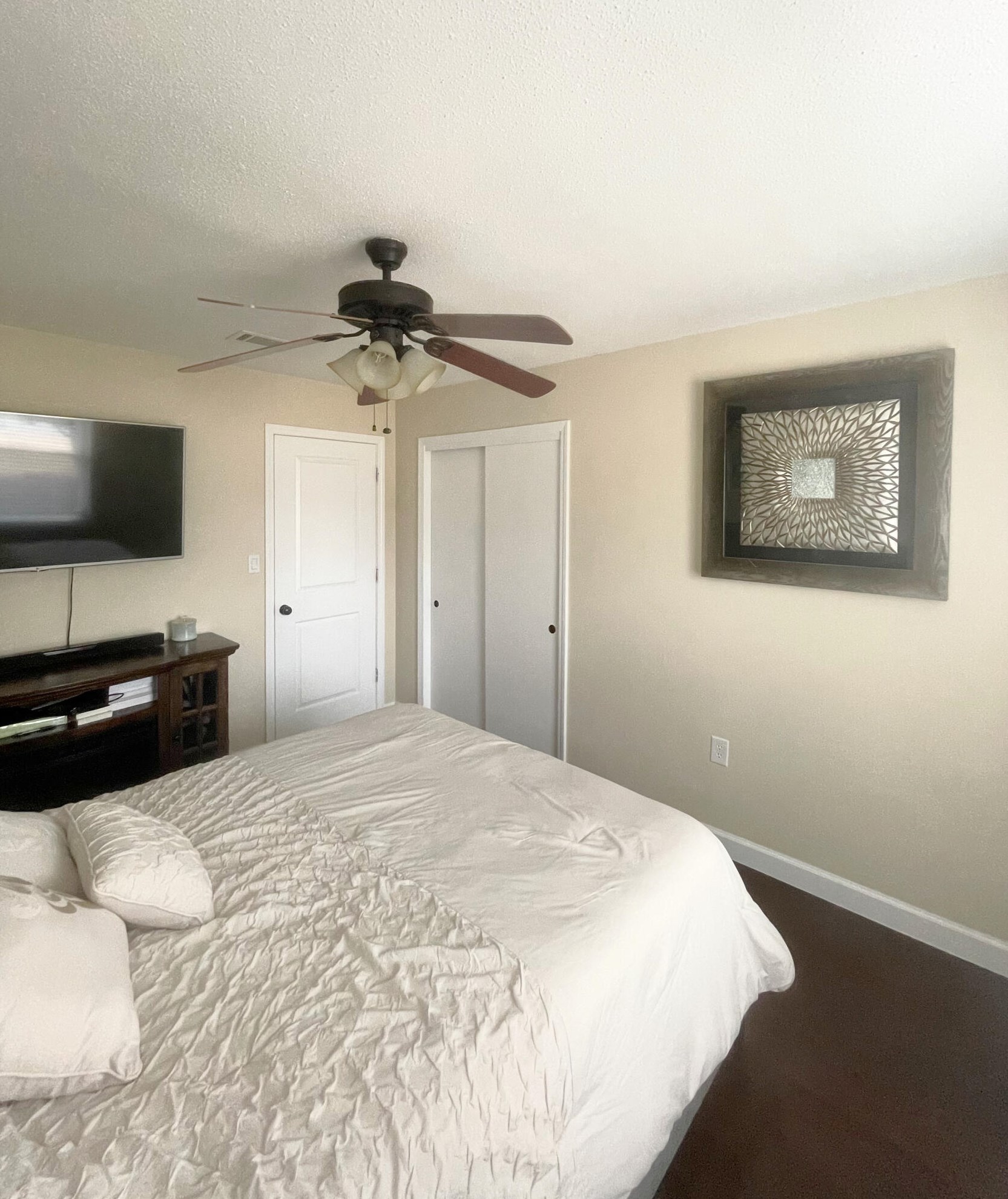 220 Lakeside Ln, Mary Esther FL  32569-1459 exterior