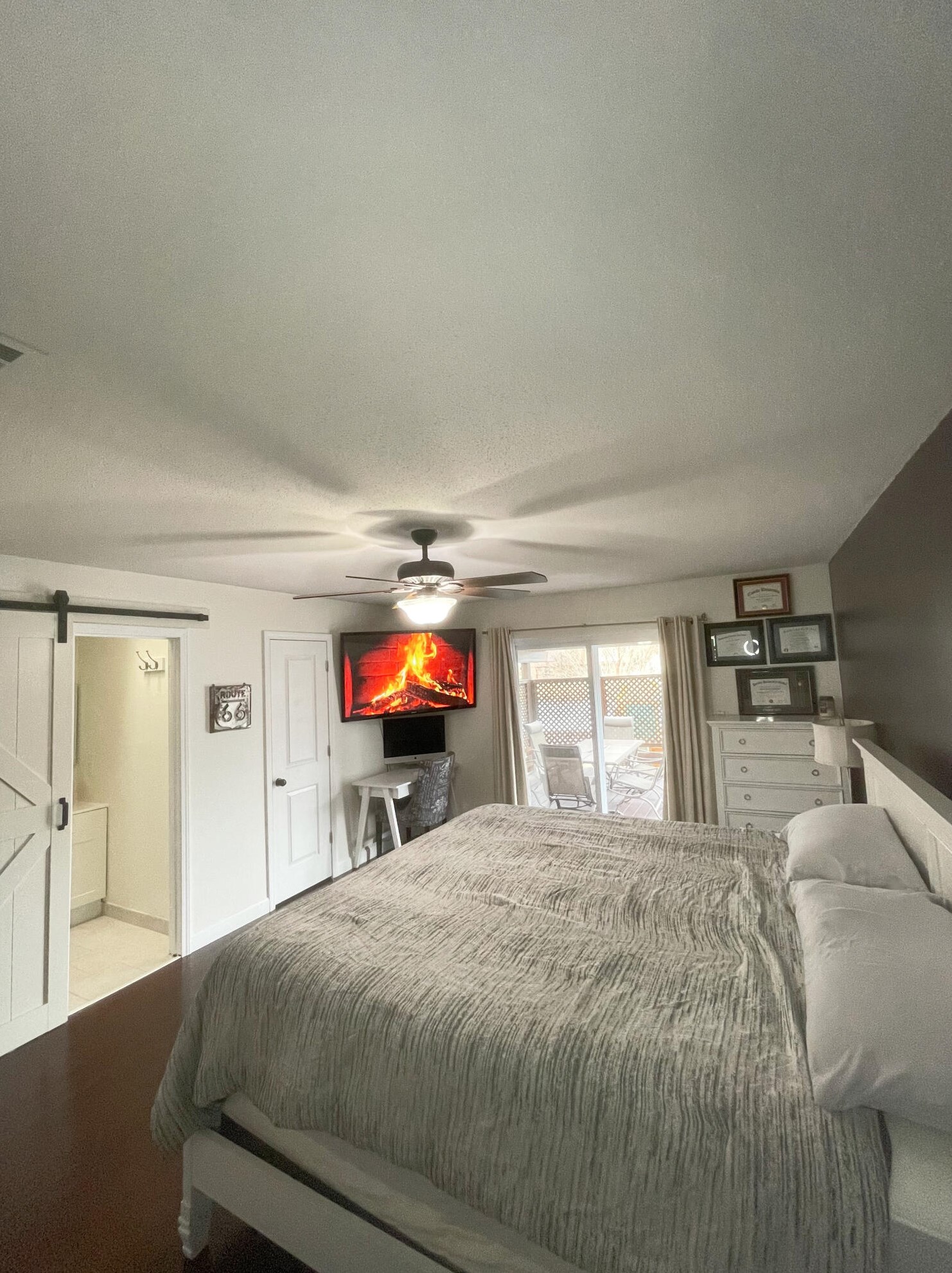 220 Lakeside Ln, Mary Esther FL  32569-1459 exterior