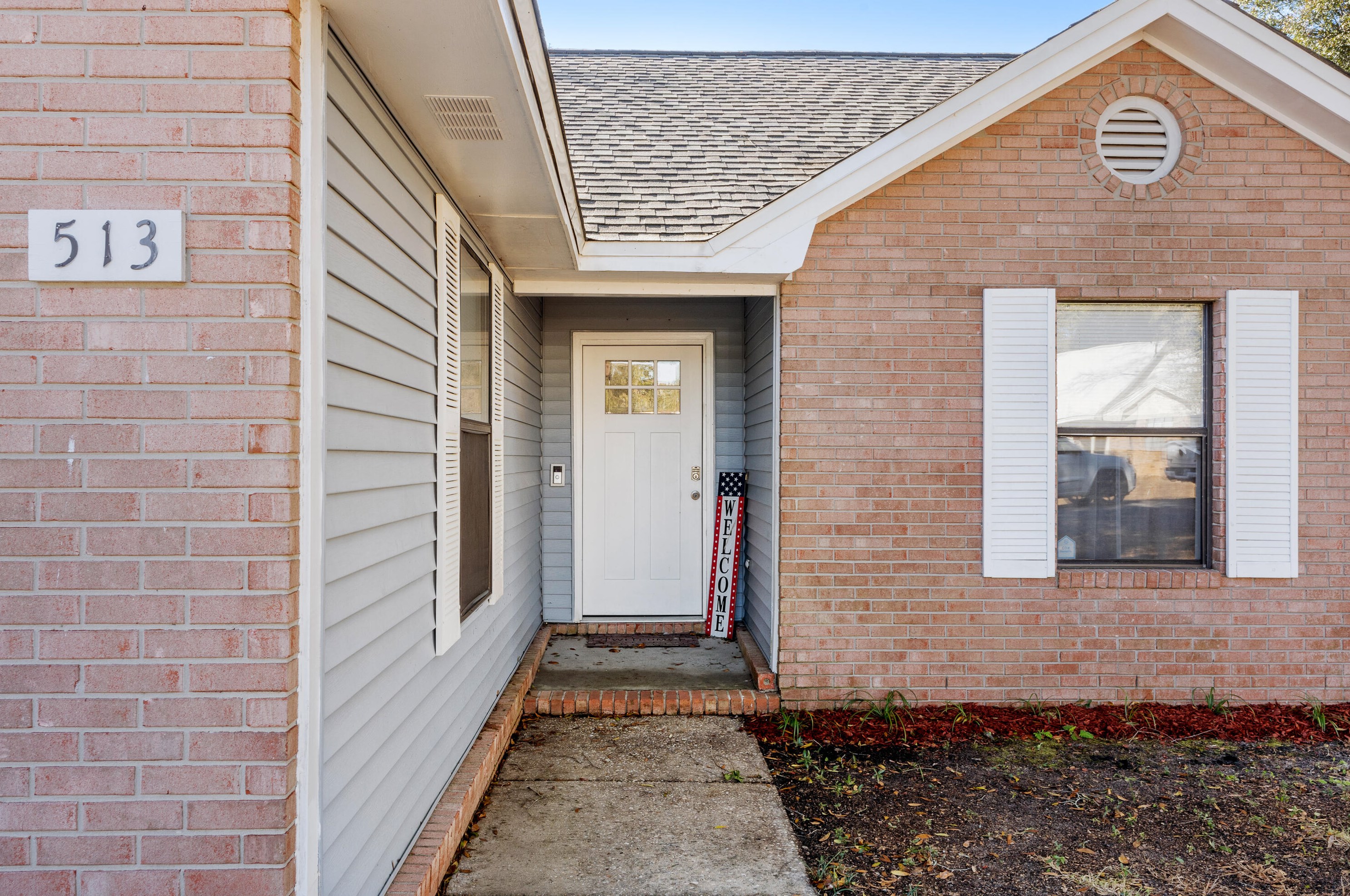 513 White Oak Ln, Crestview FL  32539-8396 exterior