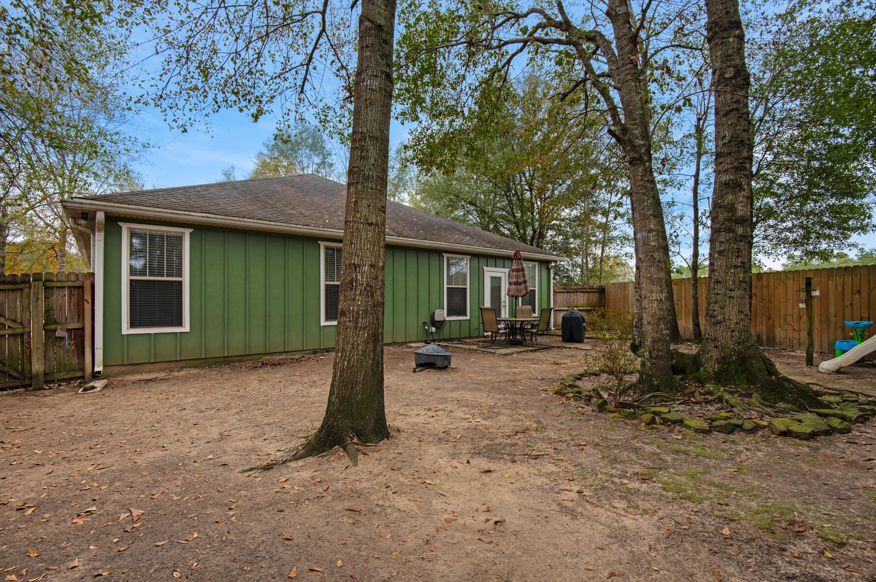 306 Key Lime Pl, Crestview FL  32536-2266 exterior