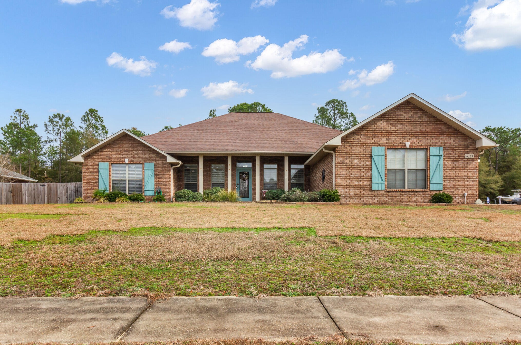 6181 Hummingbird Ln, Crestview FL  32536-4392 exterior