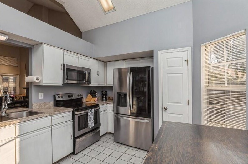 367 Canterbury Cir, Fort Walton Beach FL  32548-4588 exterior