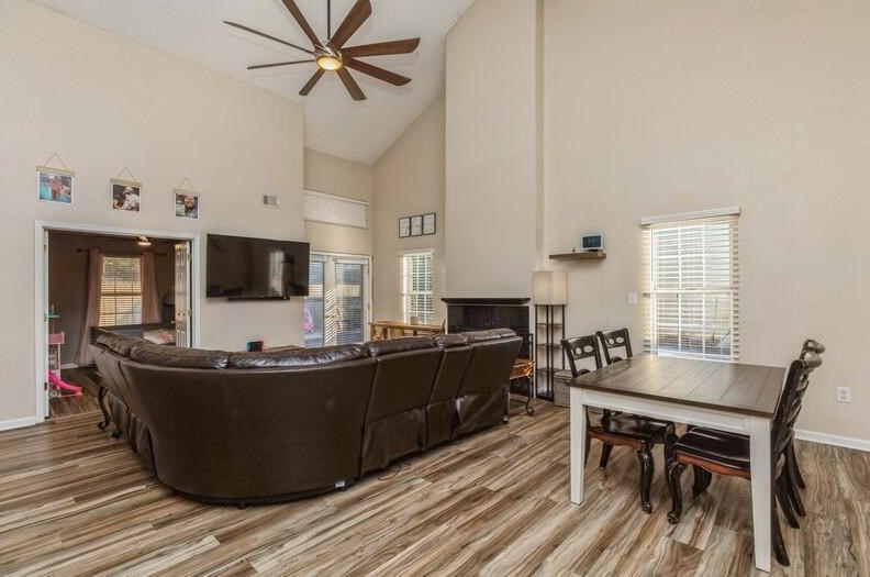 367 Canterbury Cir, Fort Walton Beach FL  32548-4588 exterior