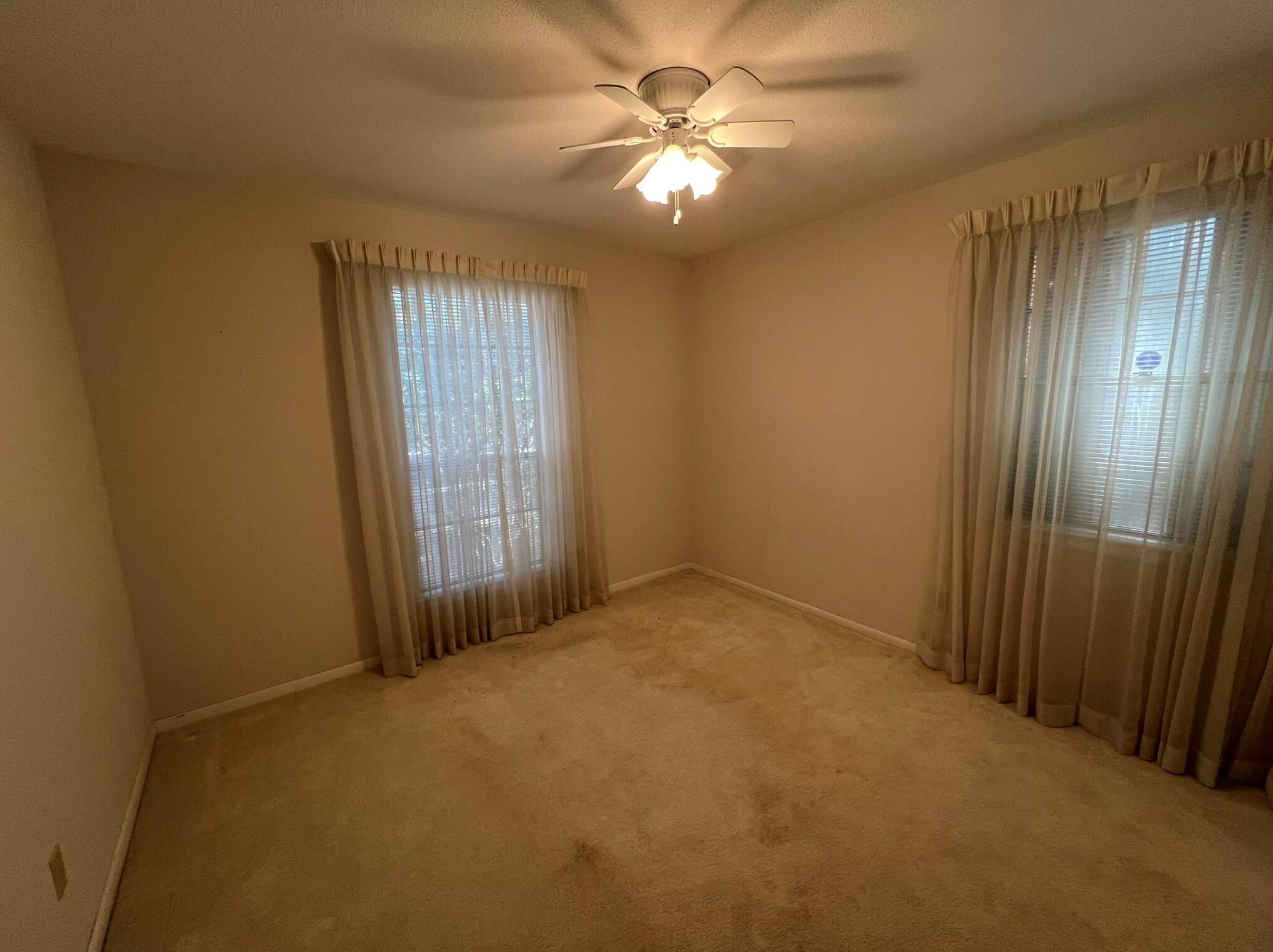 18 Sherwood Rd, Fort Walton Beach FL  32547-1635 exterior