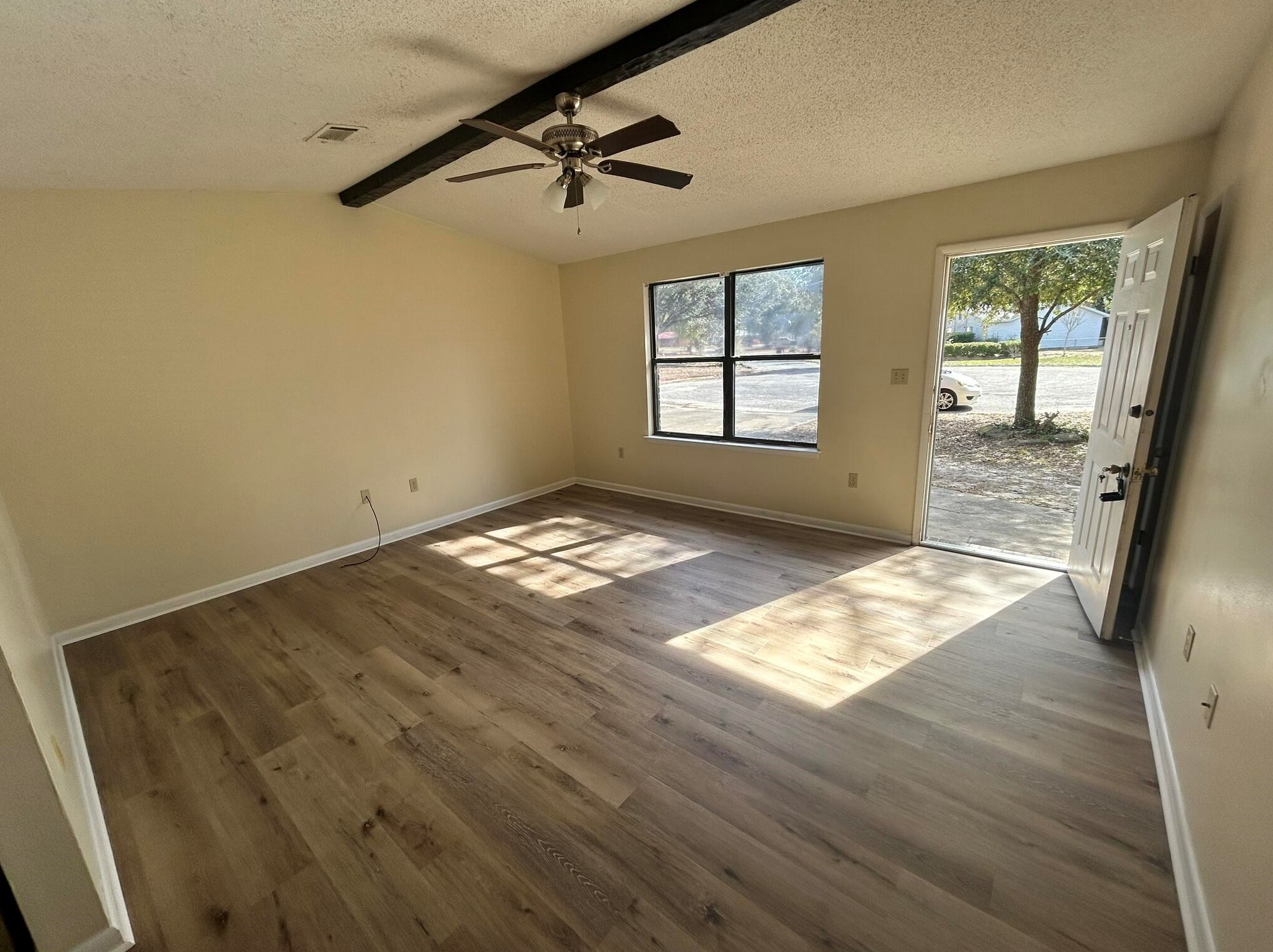 216 Edgewood Pl, Crestview FL  32539-2849 exterior