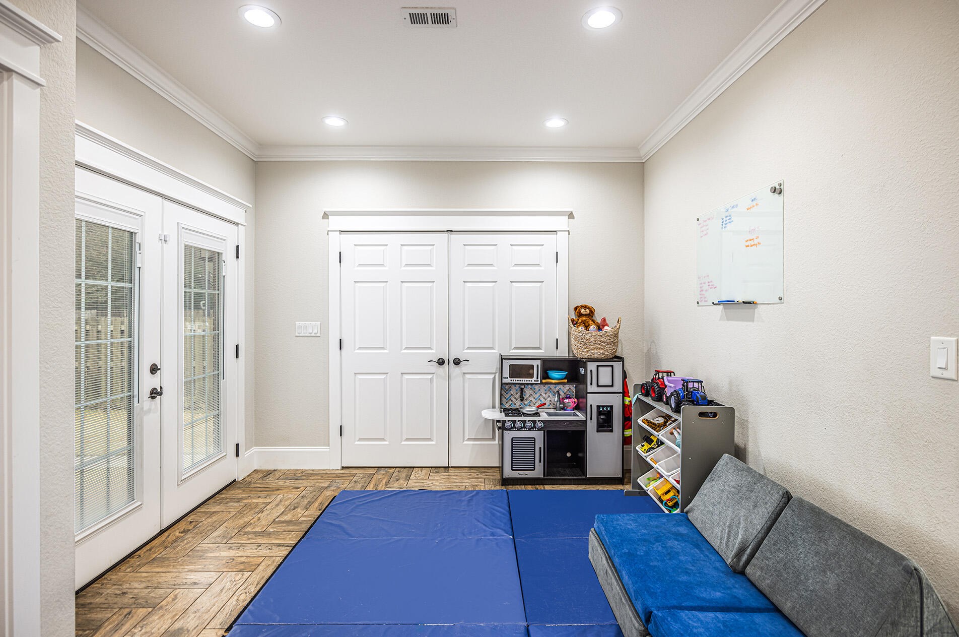 1729 Bolton Village Ln, Niceville FL  32578-8739 exterior