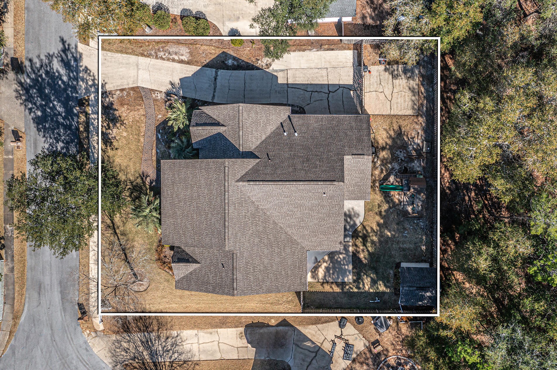 1729 Bolton Village Ln, Niceville FL  32578-8739 exterior