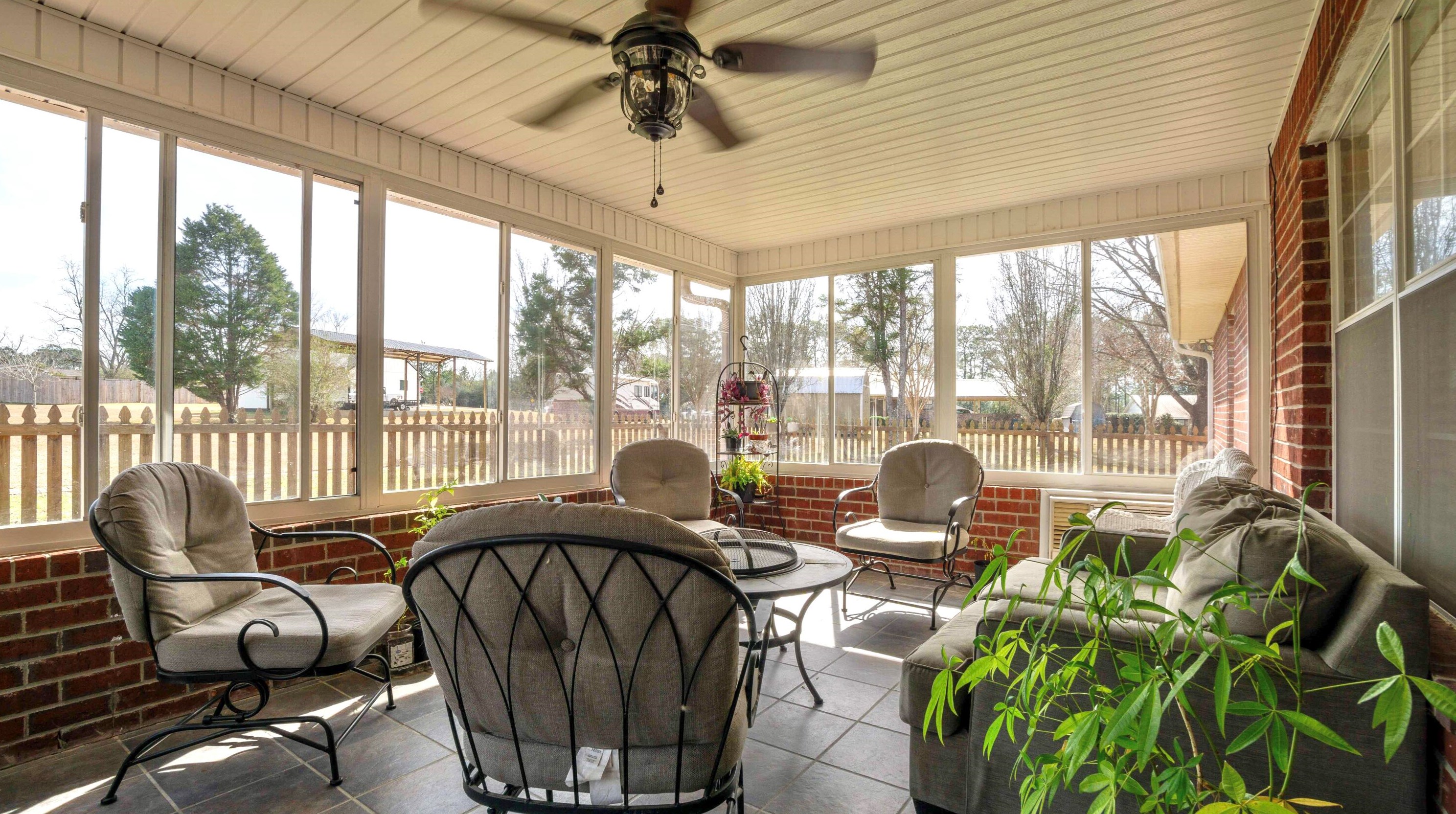49 Holley Ln, Defuniak Springs FL  32435-3450 exterior