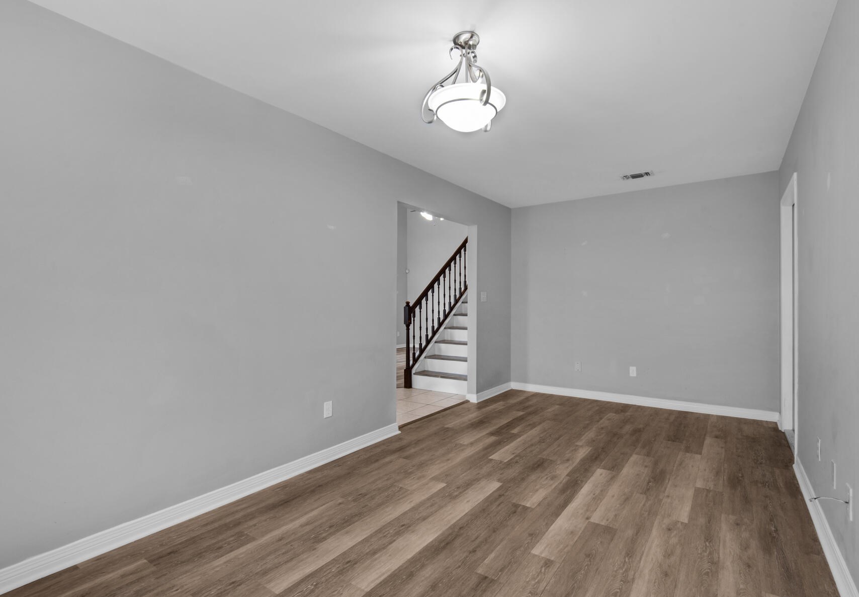 17 Ruby Cir, Mary Esther FL  32569-2600 exterior