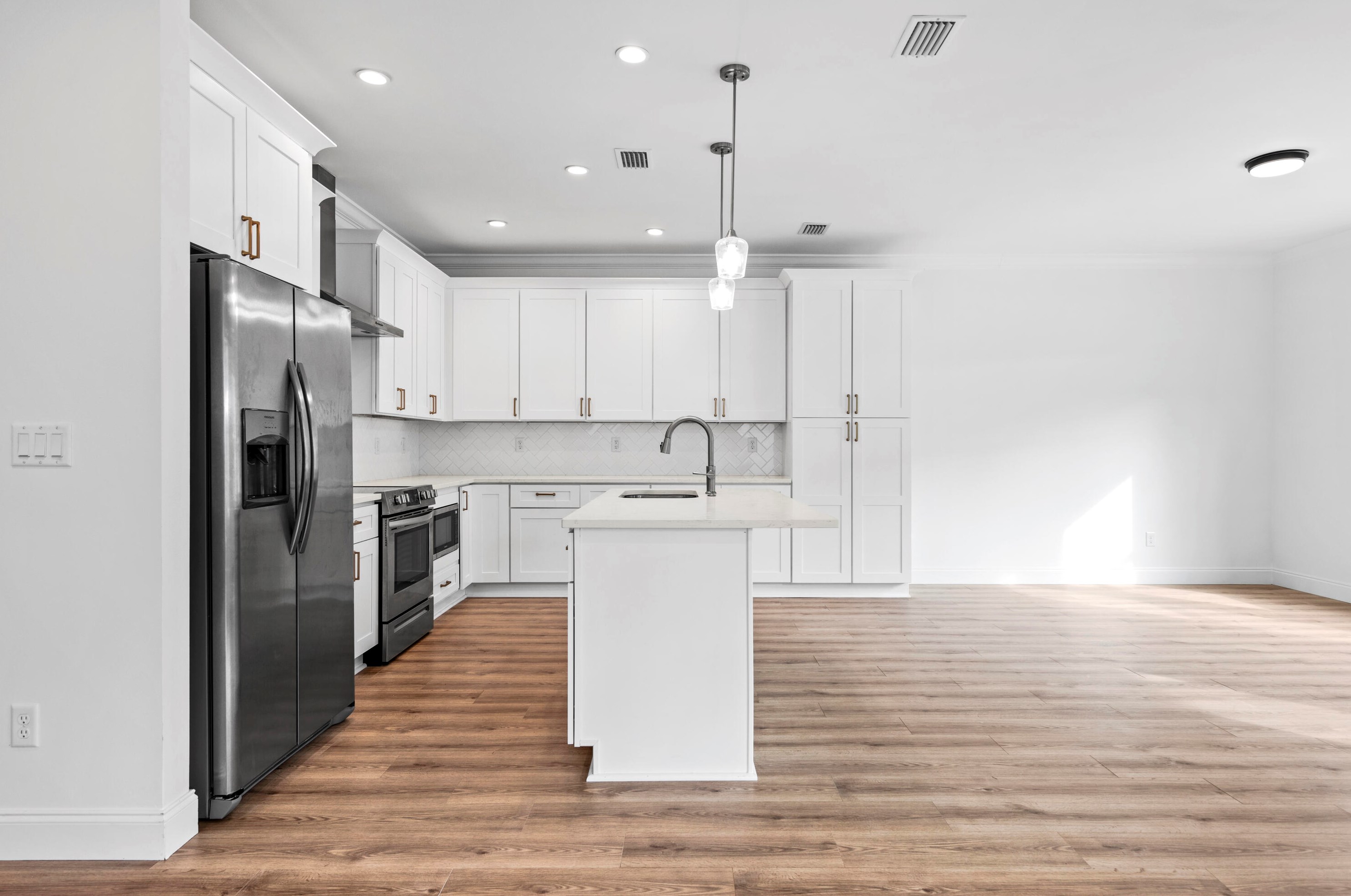 60 4 St, Santa Rosa Beach FL  32459-3975 exterior