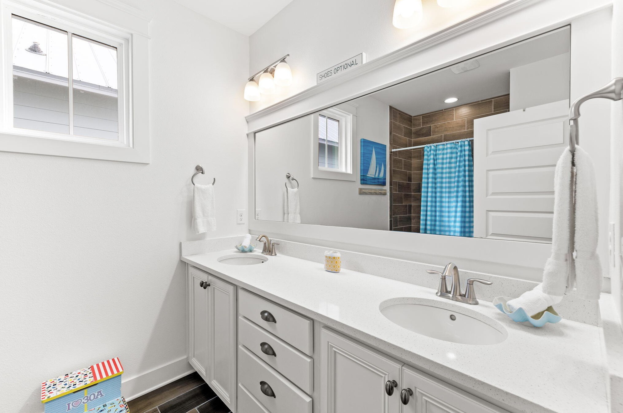 162 Emerald Beach Cir, Santa Rosa Beach FL  32459-0015 exterior