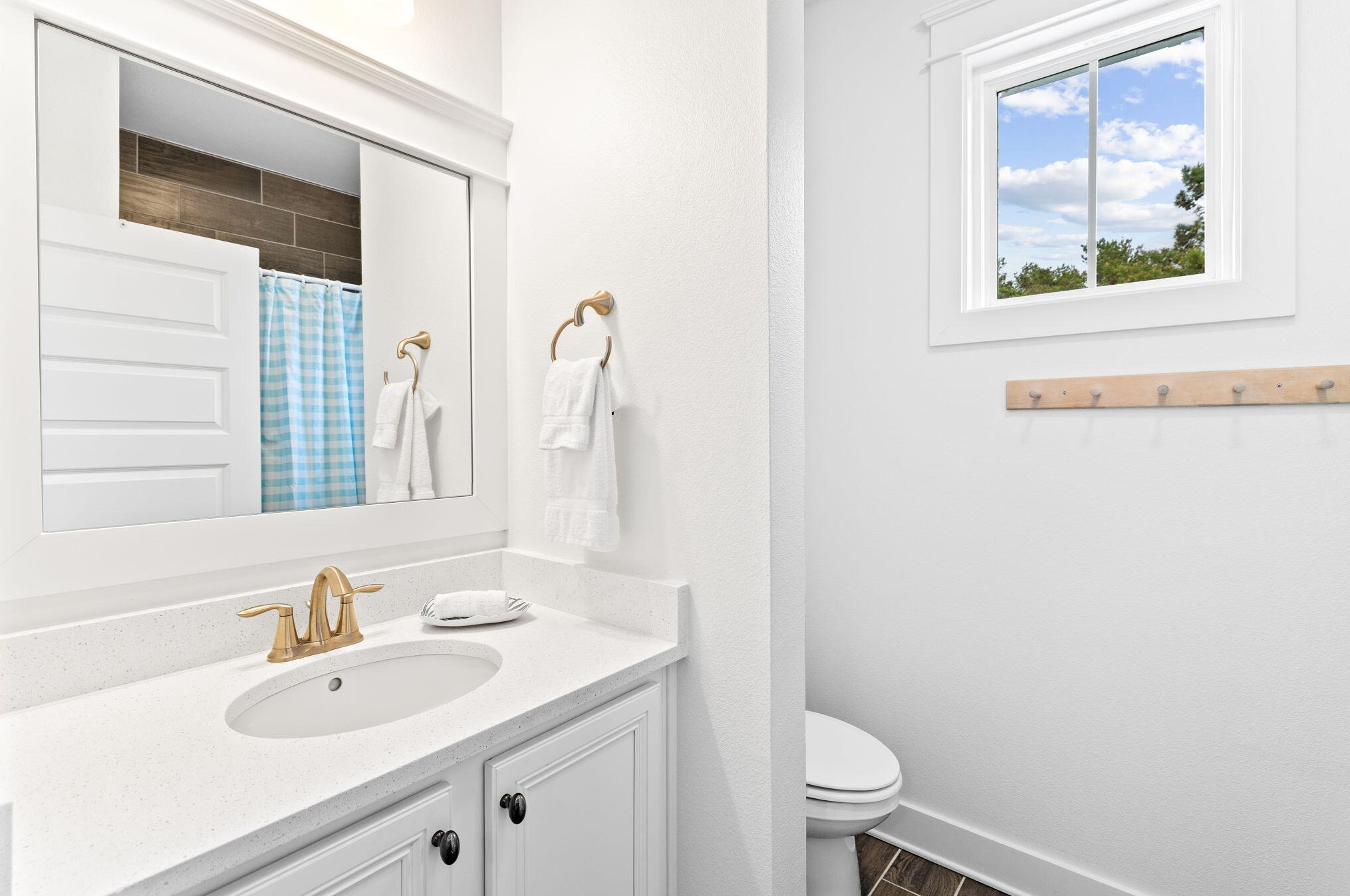 162 Emerald Beach Cir, Santa Rosa Beach FL  32459-0015 exterior