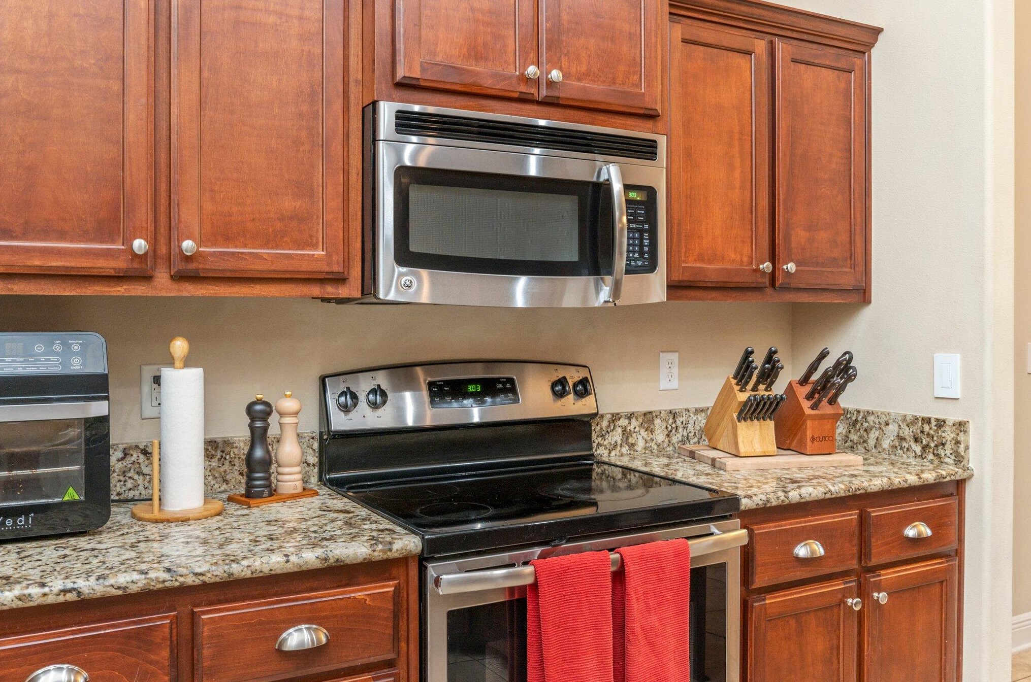 106 Strike Eagle Dr, Crestview FL  32536-2240 exterior