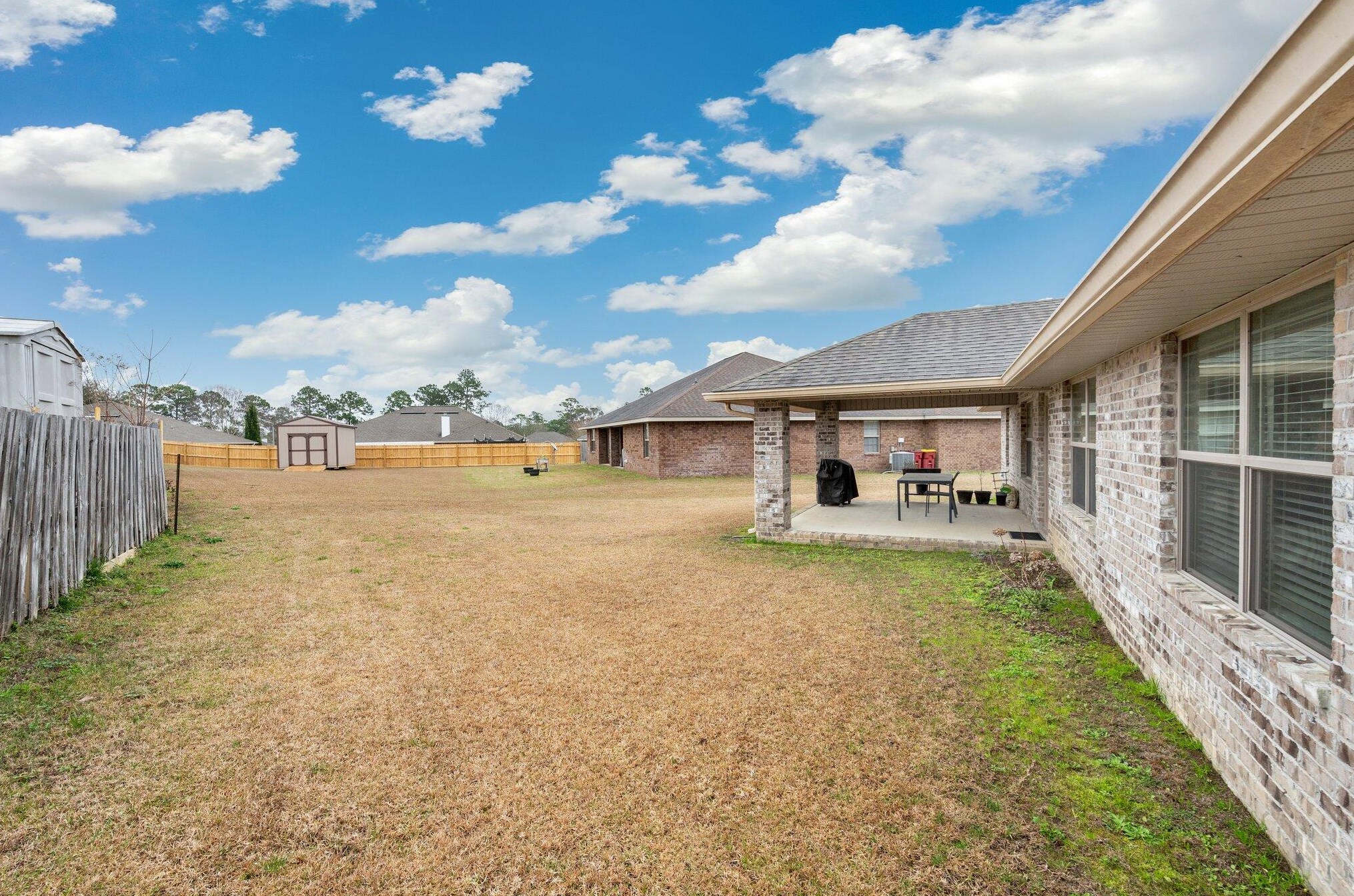 106 Strike Eagle Dr, Crestview FL  32536-2240 exterior
