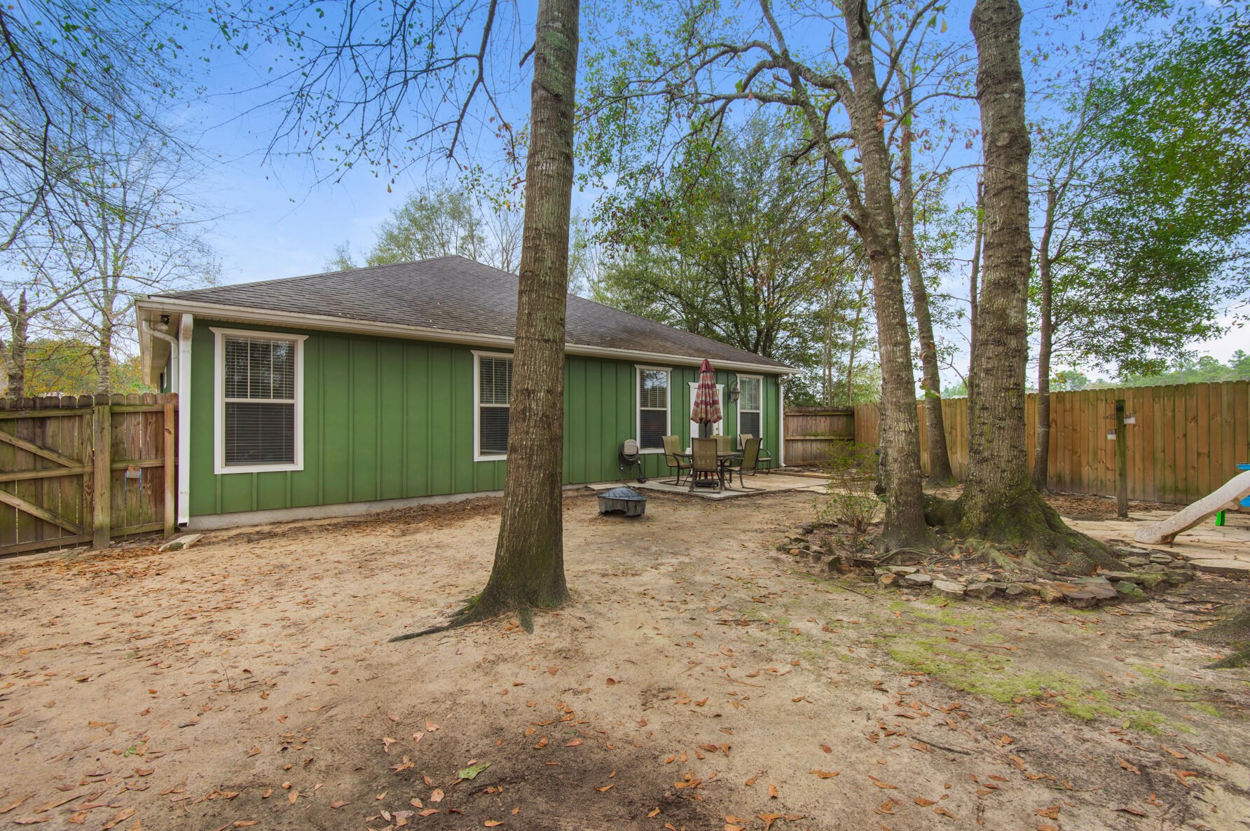 306 Key Lime Pl, Crestview FL  32536-2266 exterior