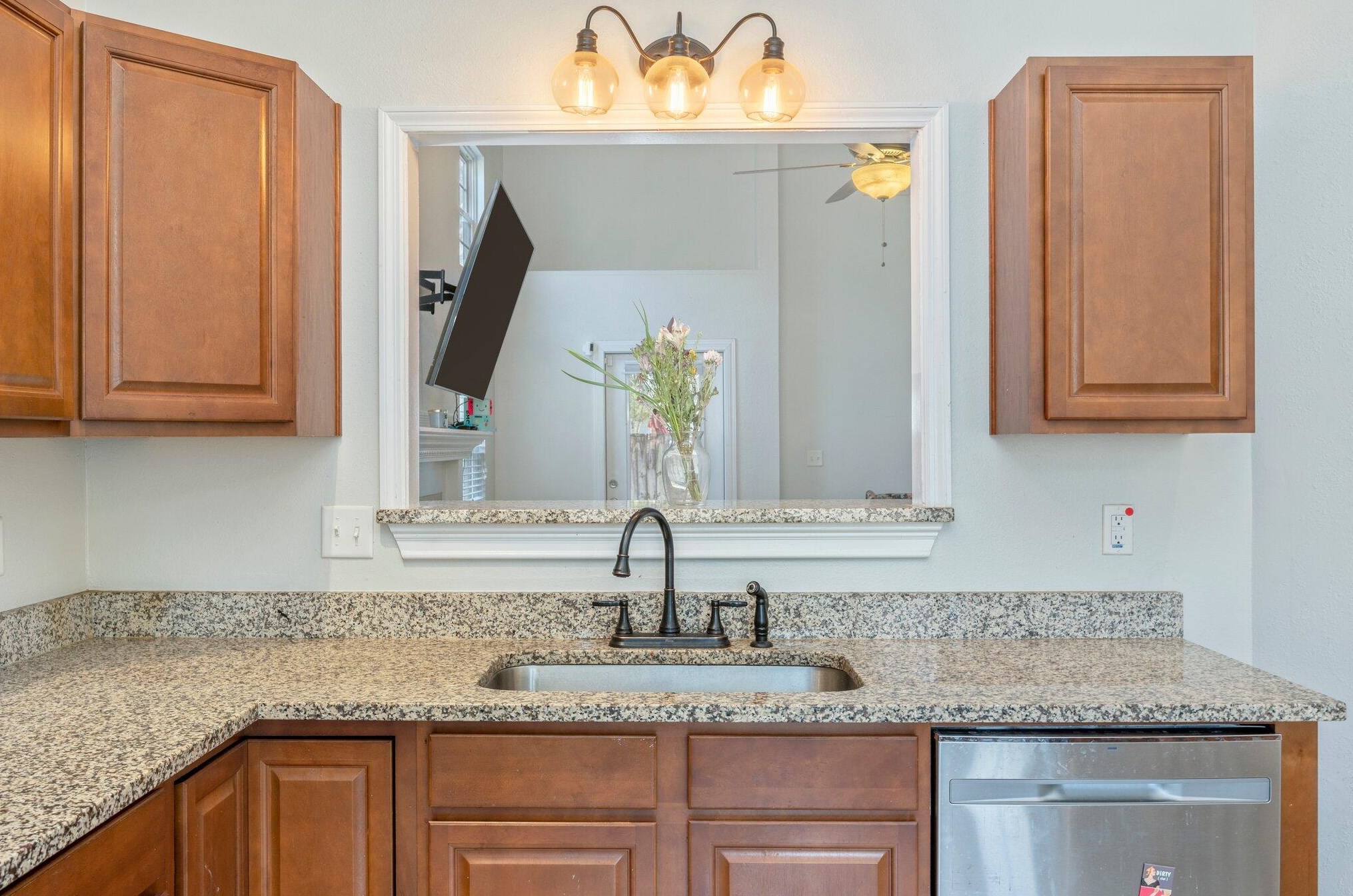 2814 Old Carriage Ln, Fort Walton Beach FL  32547-6853 exterior