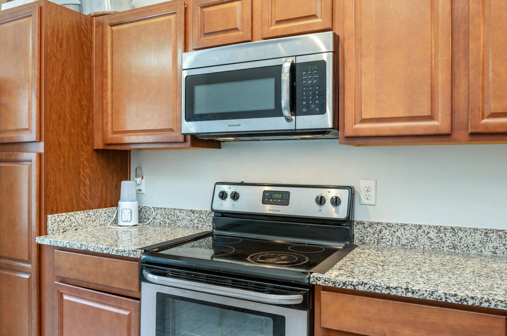 2814 Old Carriage Ln, Fort Walton Beach FL  32547-6853 exterior