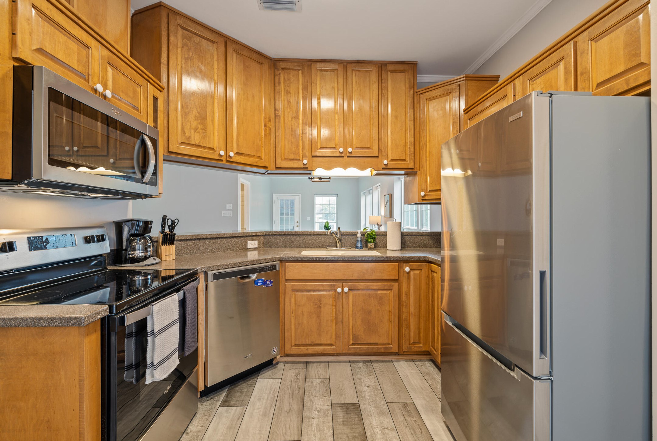 204 3 St, Panama City FL 32401-4832 exterior