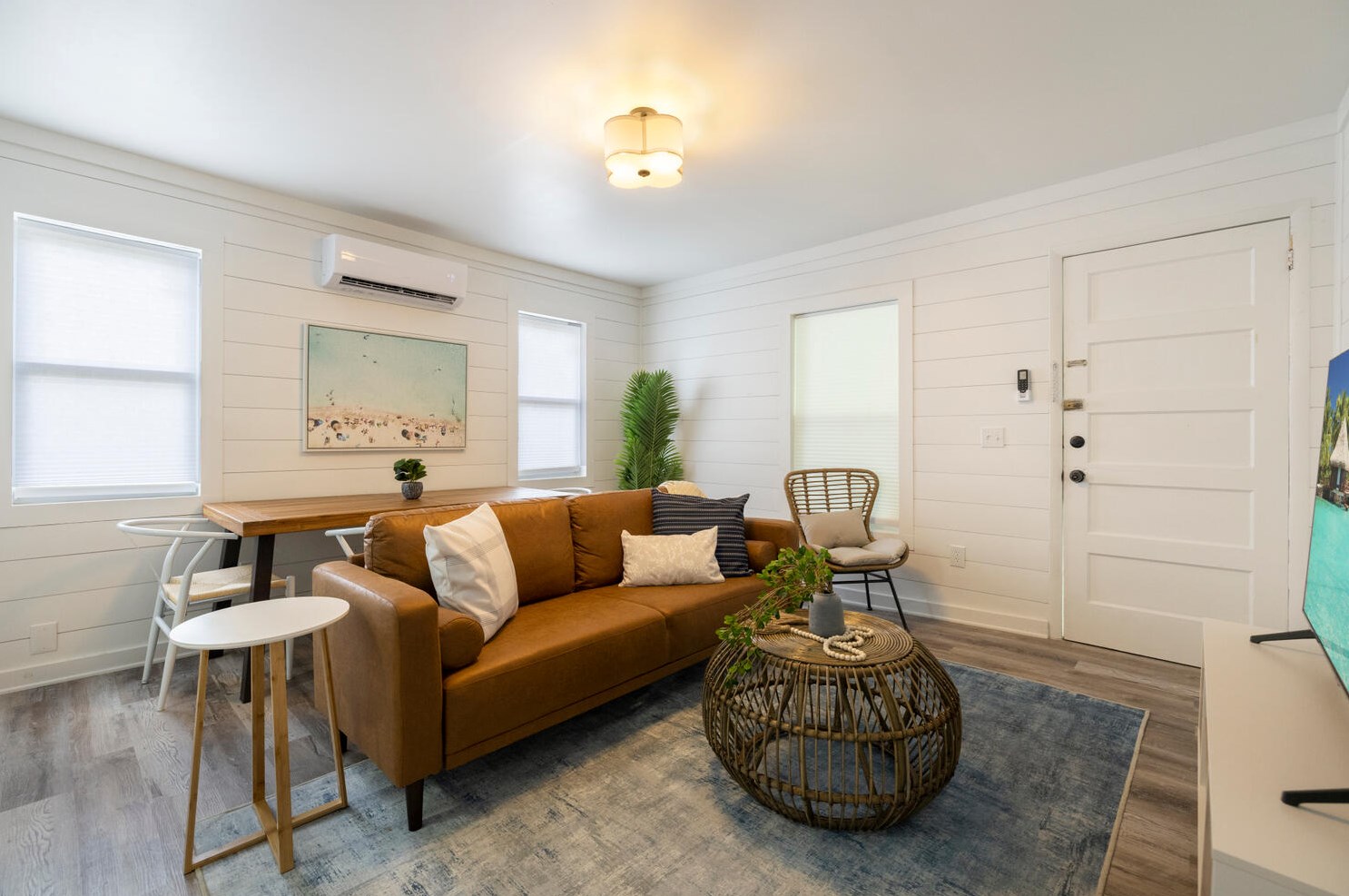 204 3 St, Panama City FL 32401-4832 exterior