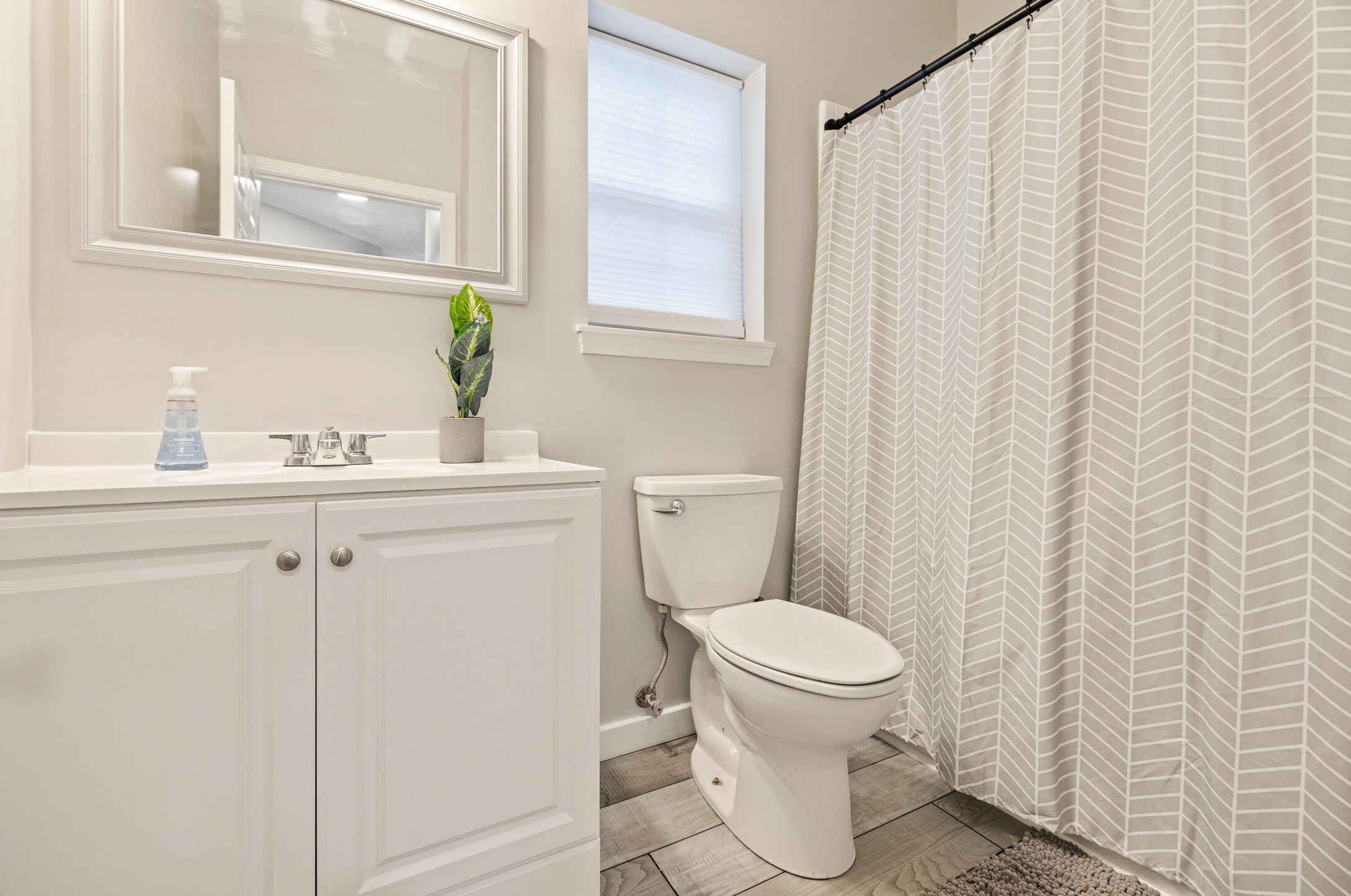 204 3 St, Panama City FL 32401-4832 exterior