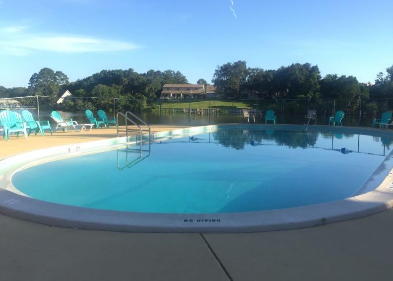 210 Pelham St, Fort Walton Beach FL  exterior