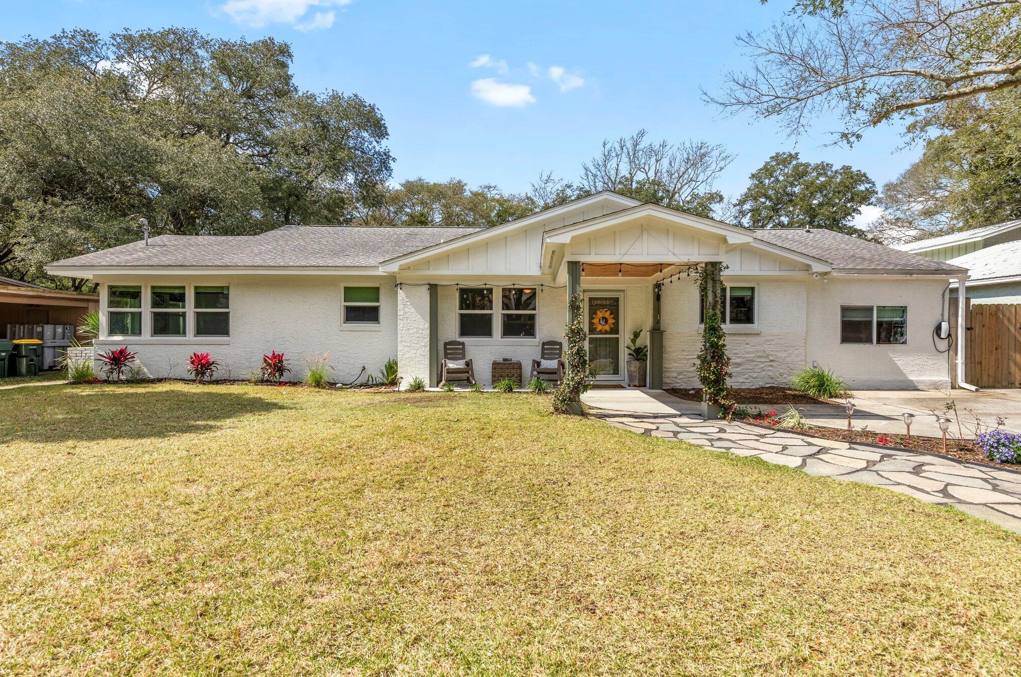 24 Bay Dr, Fort Walton Beach FL  32548-5166 exterior