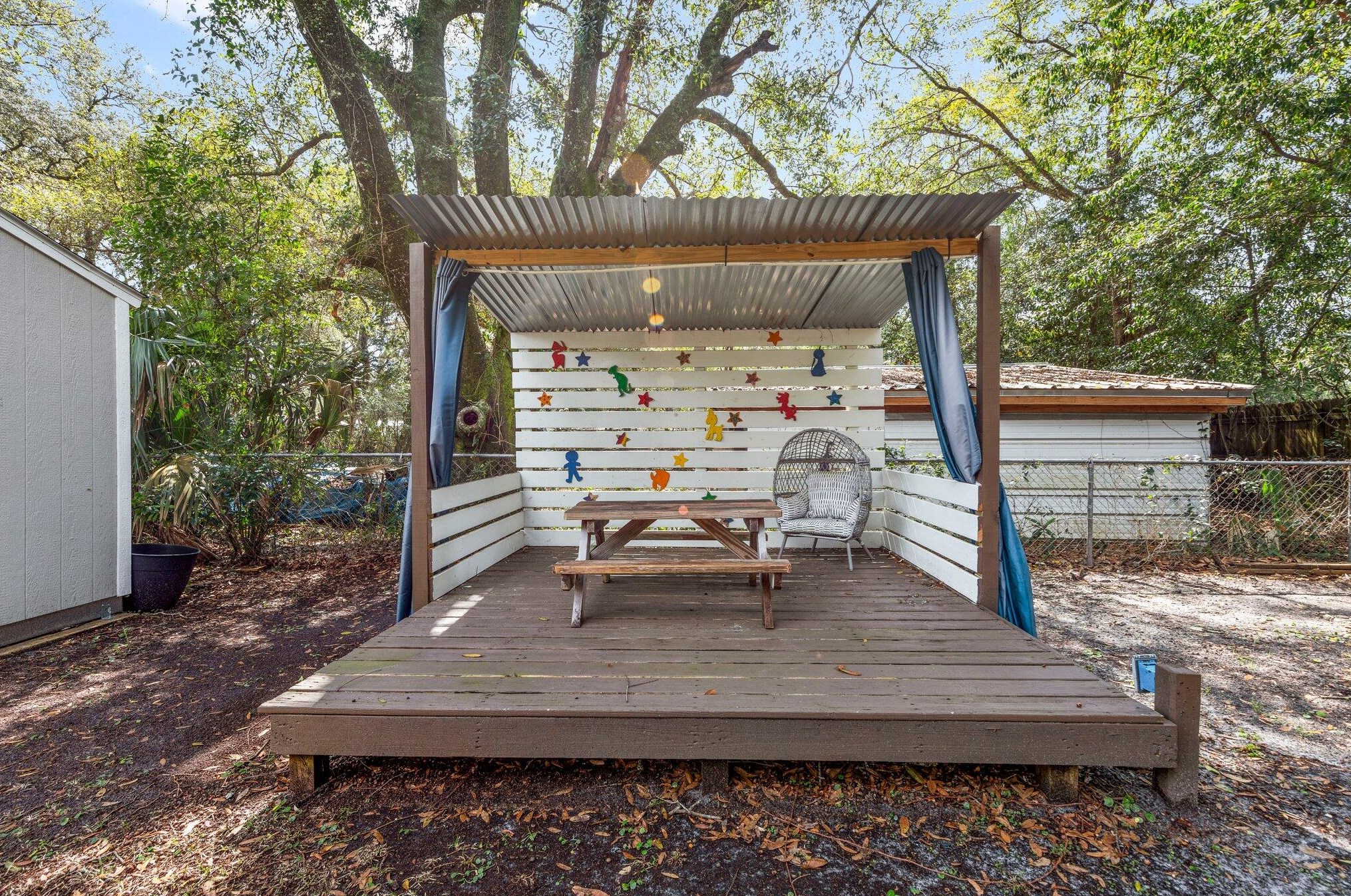 24 Bay Dr, Fort Walton Beach FL  32548-5166 exterior