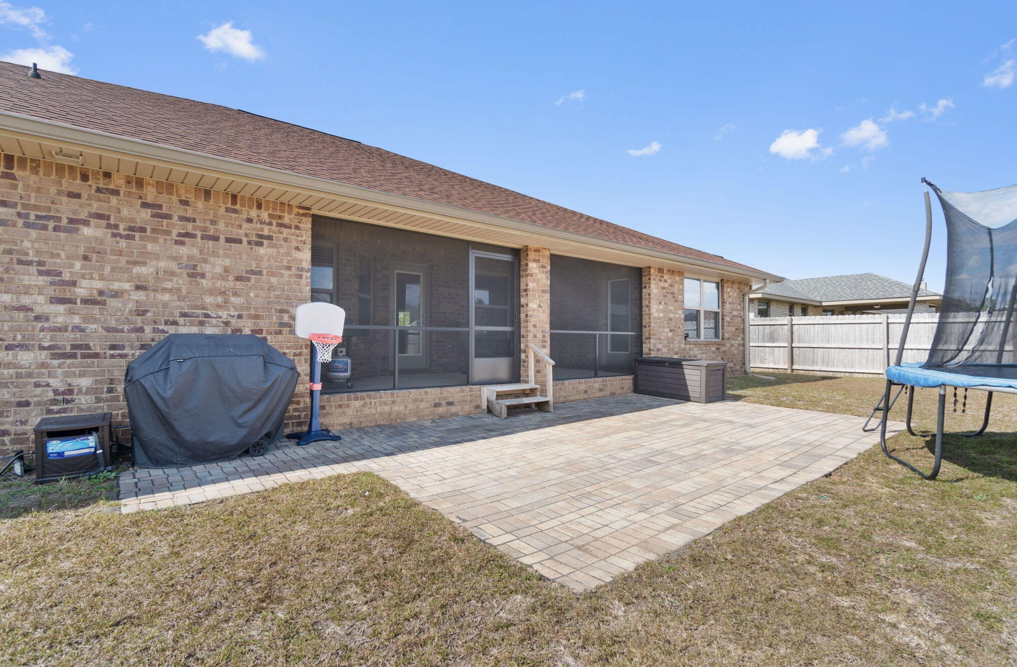 5779 Dogwood Dr, Crestview FL  32539-8402 exterior