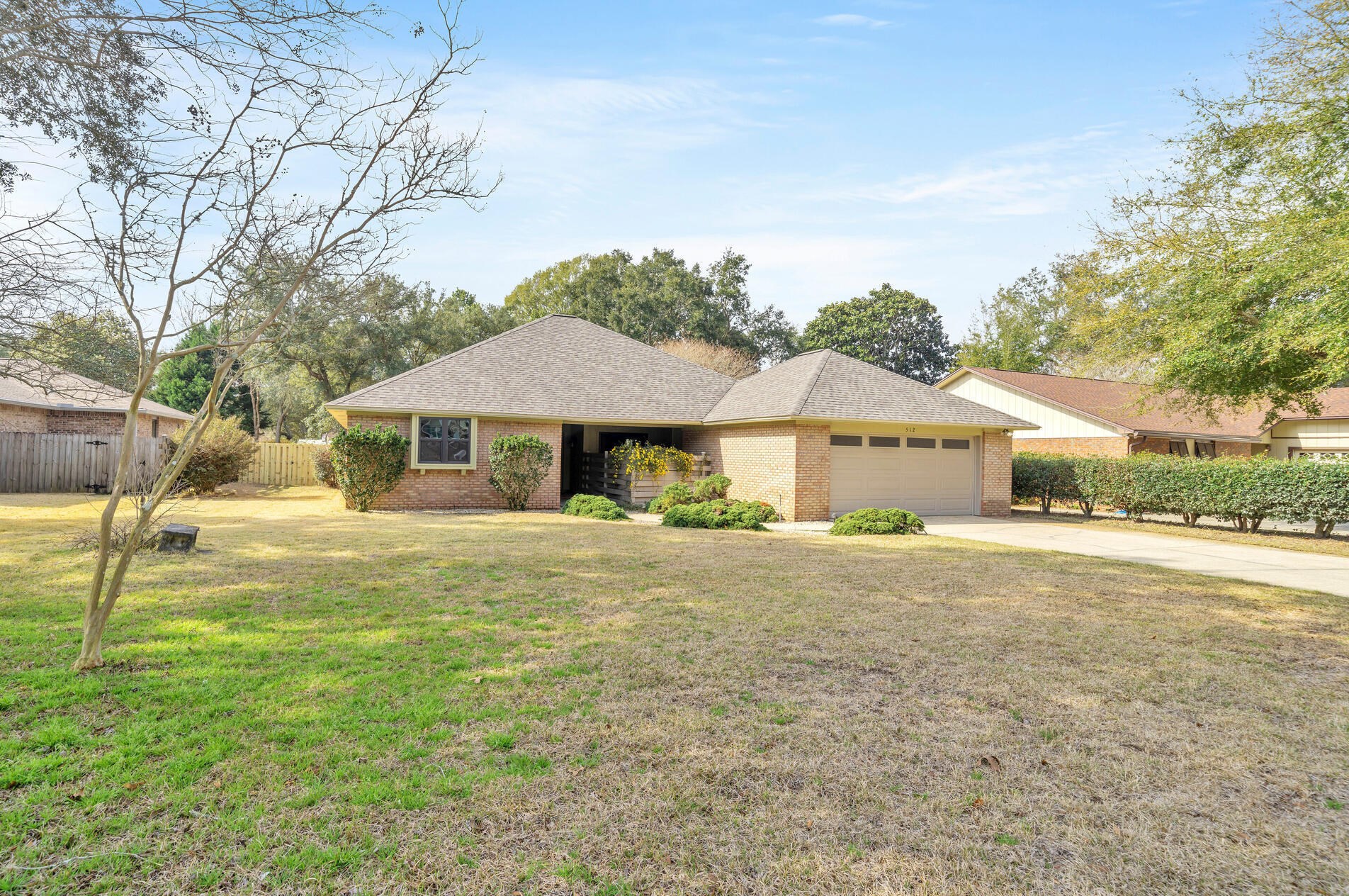 512 Samana Way, Niceville FL  32578-4015 exterior