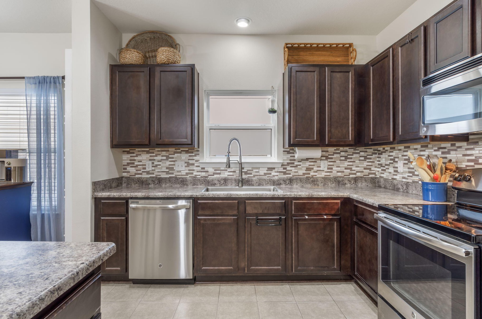 97 Nelly St, Freeport FL  32439-7615 exterior