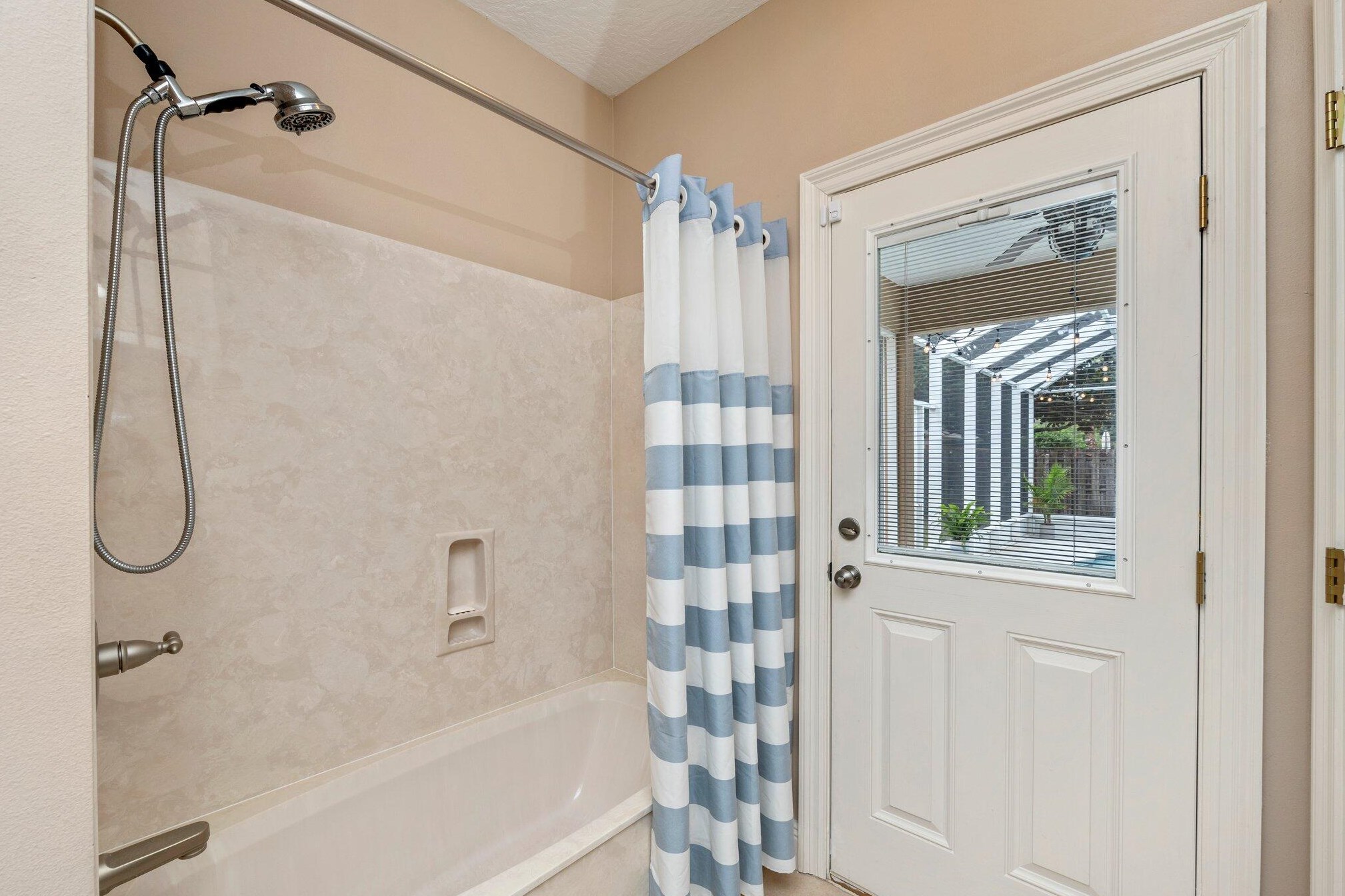 4406 Sonoma Cir, Niceville FL  32578-4260 exterior