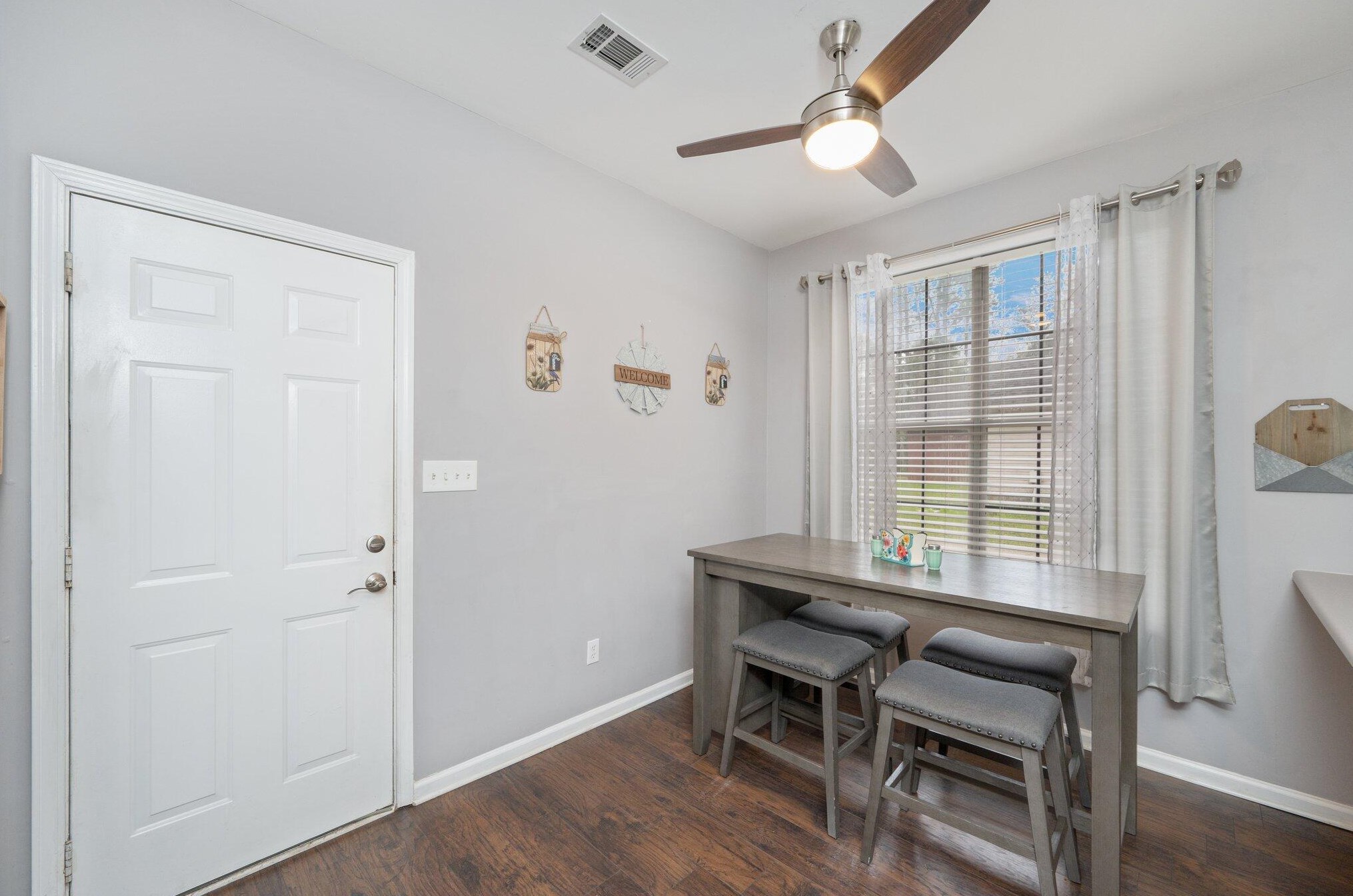 3191 Harrison St, Milton FL  32583-6280 exterior