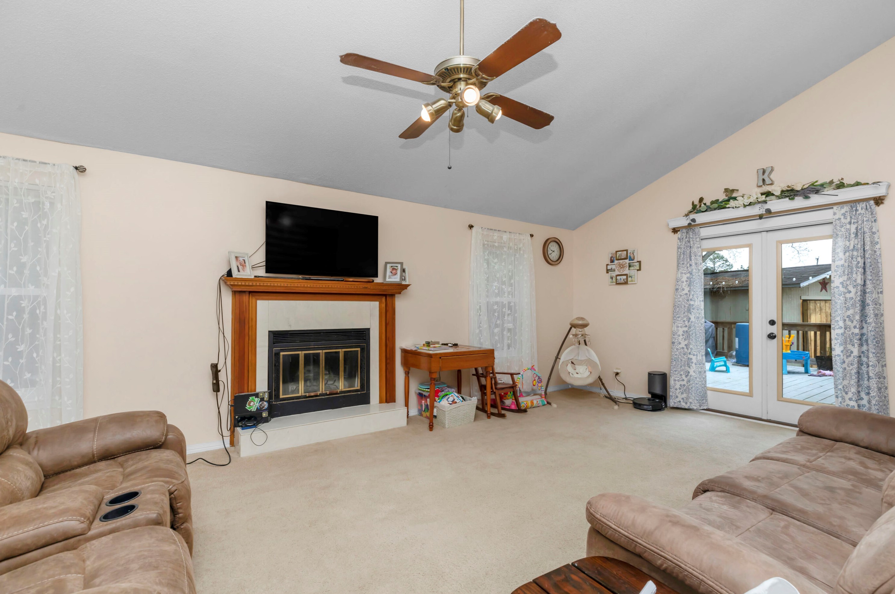 231 Seville Cir, Mary Esther FL  32569-1472 exterior