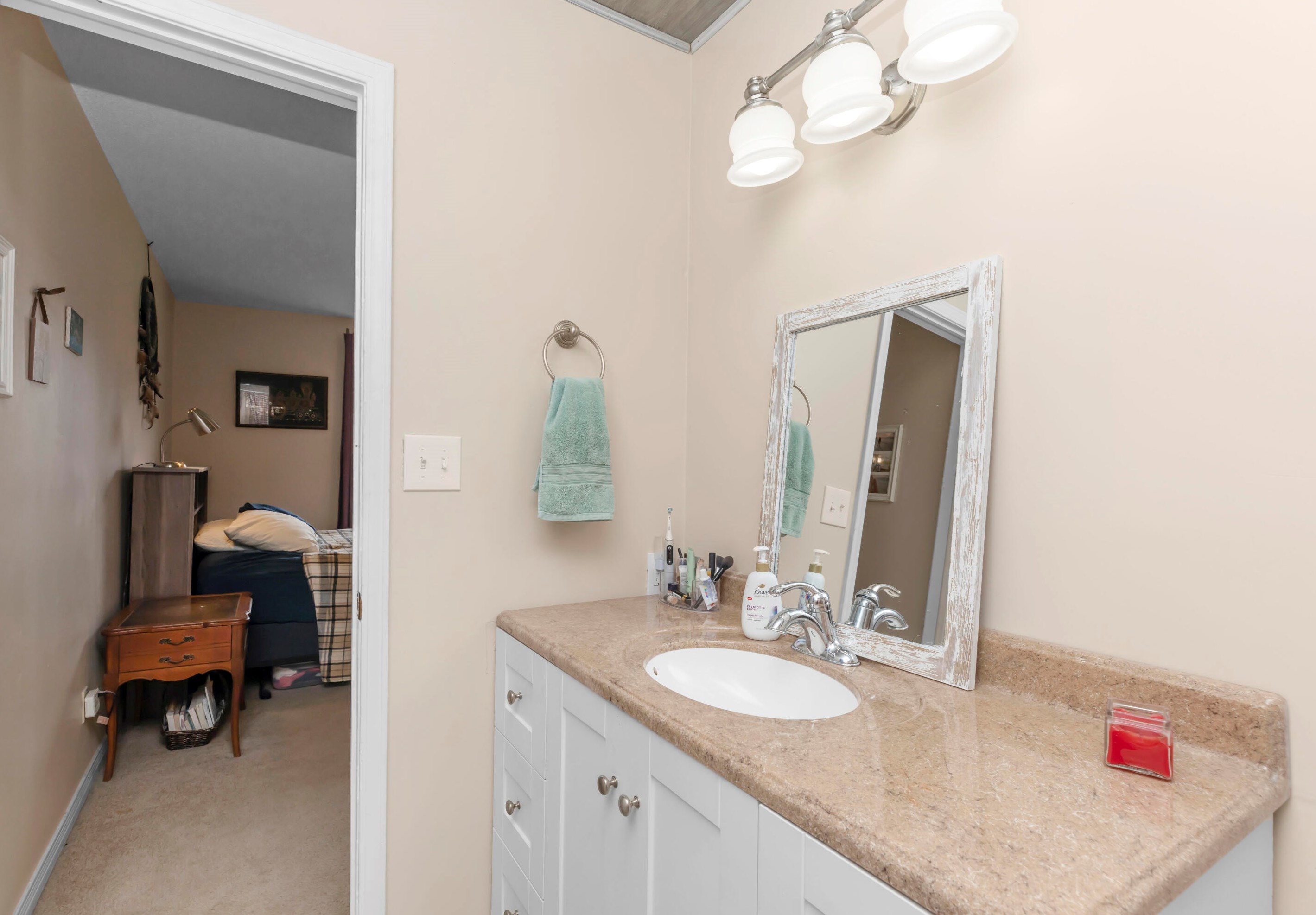 231 Seville Cir, Mary Esther FL  32569-1472 exterior