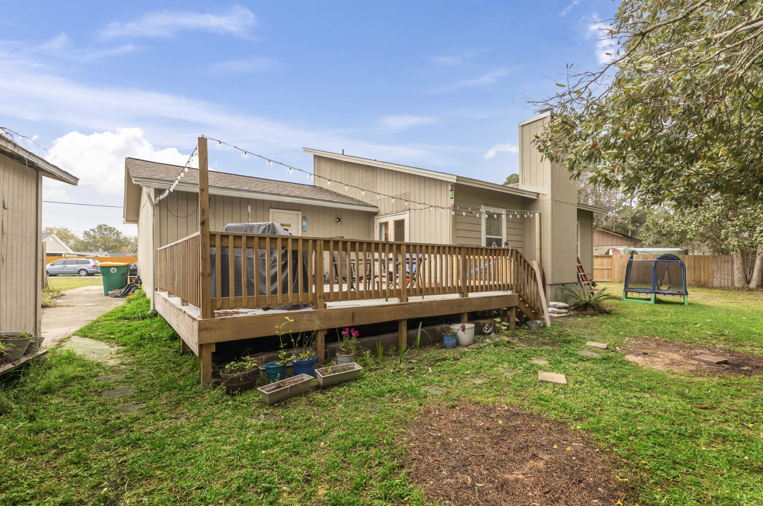 231 Seville Cir, Mary Esther FL  32569-1472 exterior