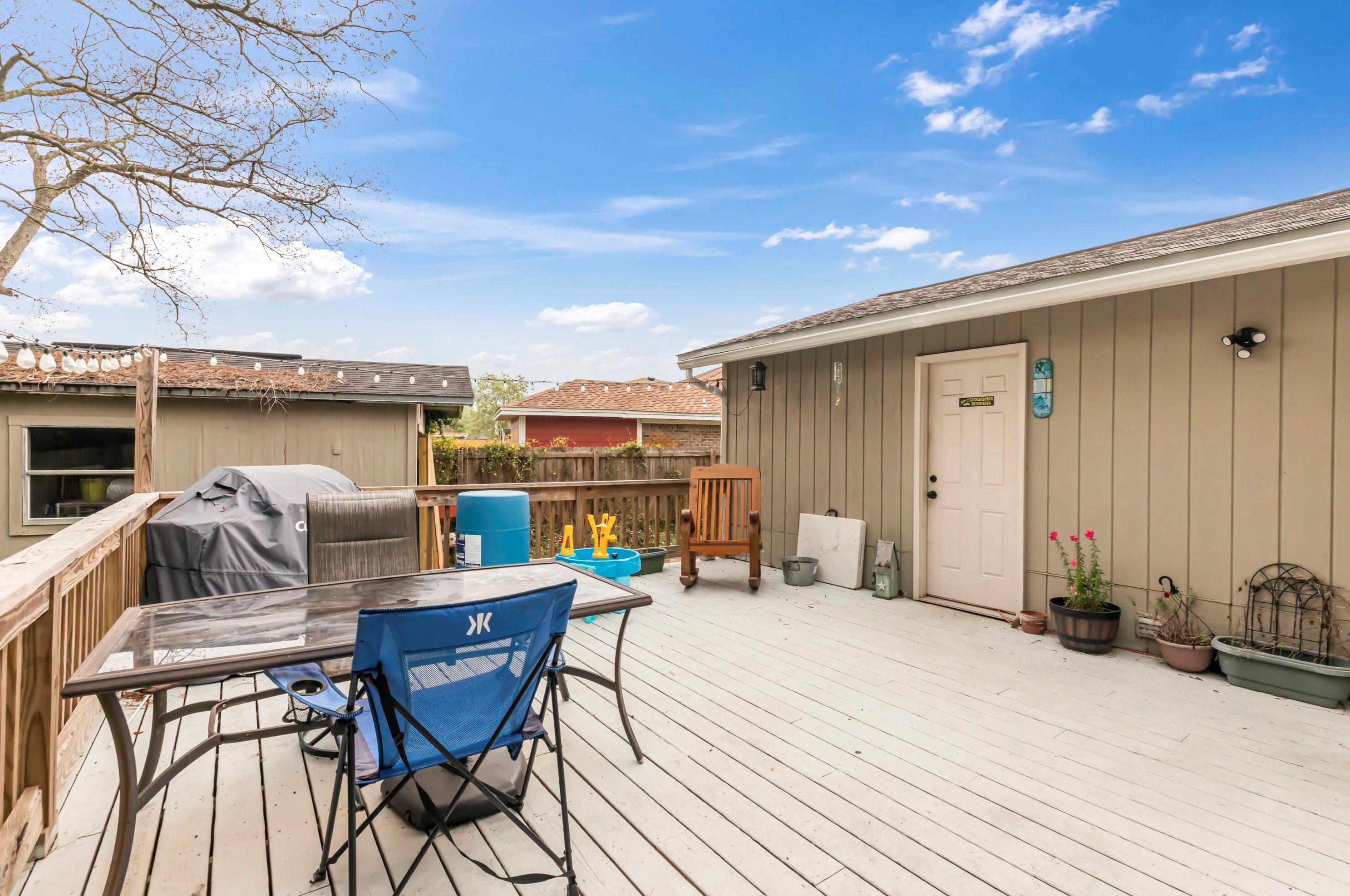 231 Seville Cir, Mary Esther FL  32569-1472 exterior