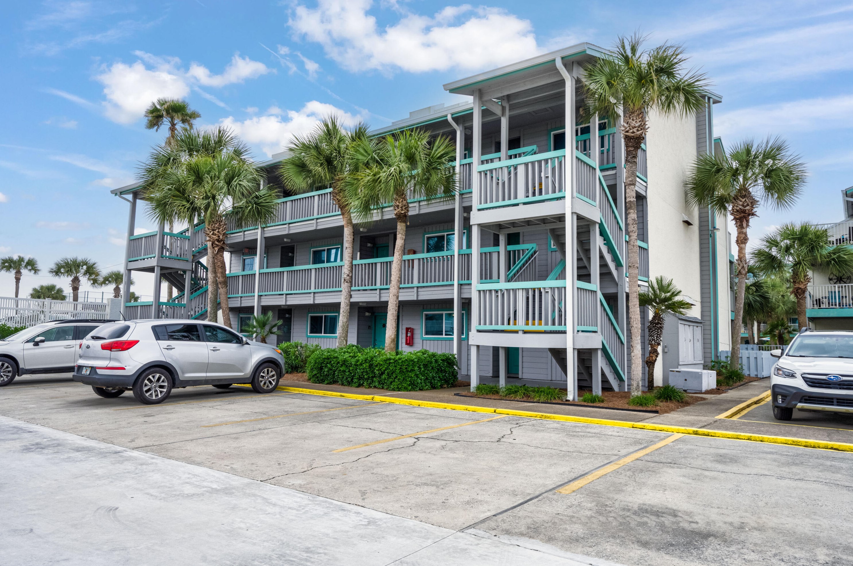 6205 Thomas Dr, Panama City FL  32408-5619 exterior