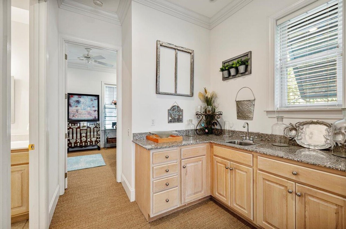 129 Rue Martine, Destin FL 32550-4908 exterior