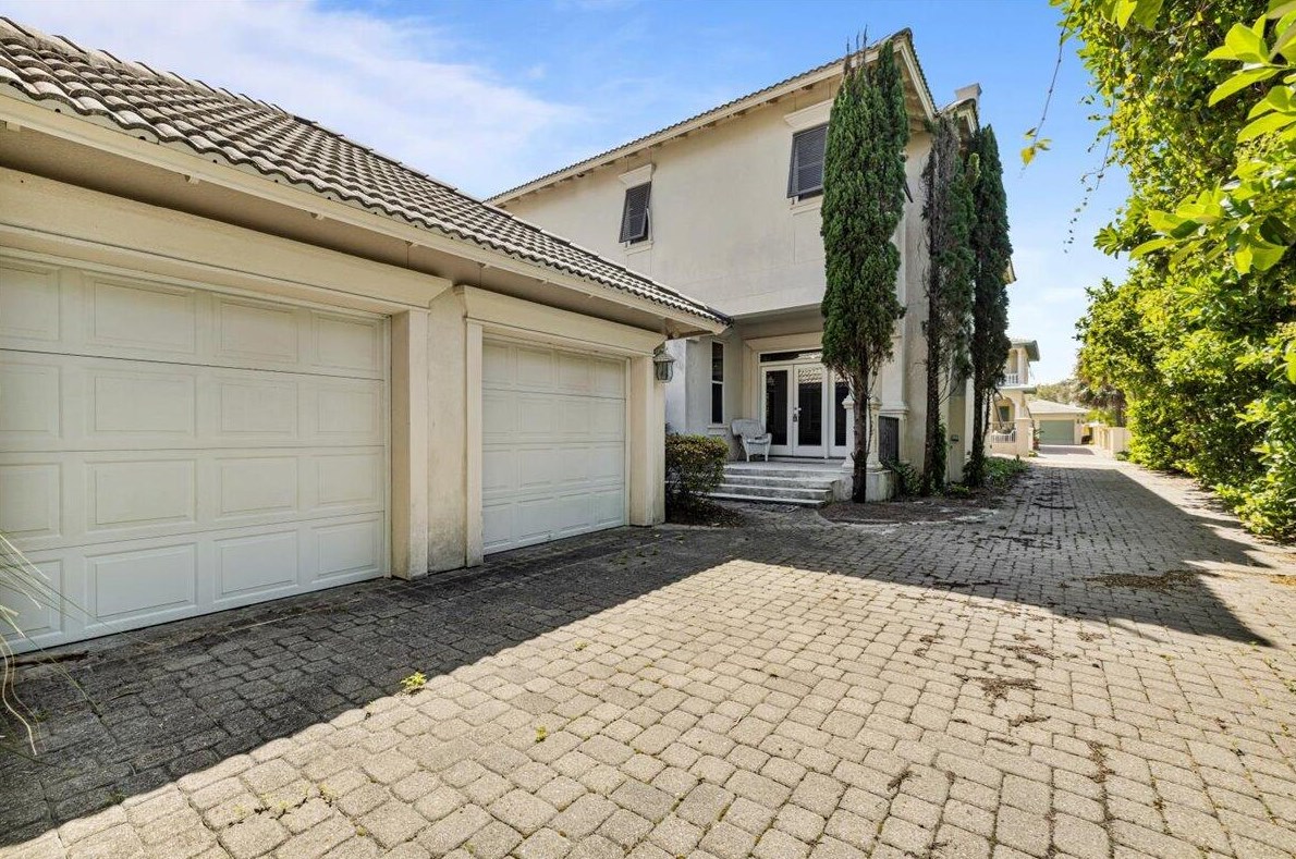 129 Rue Martine, Destin FL 32550-4908 exterior