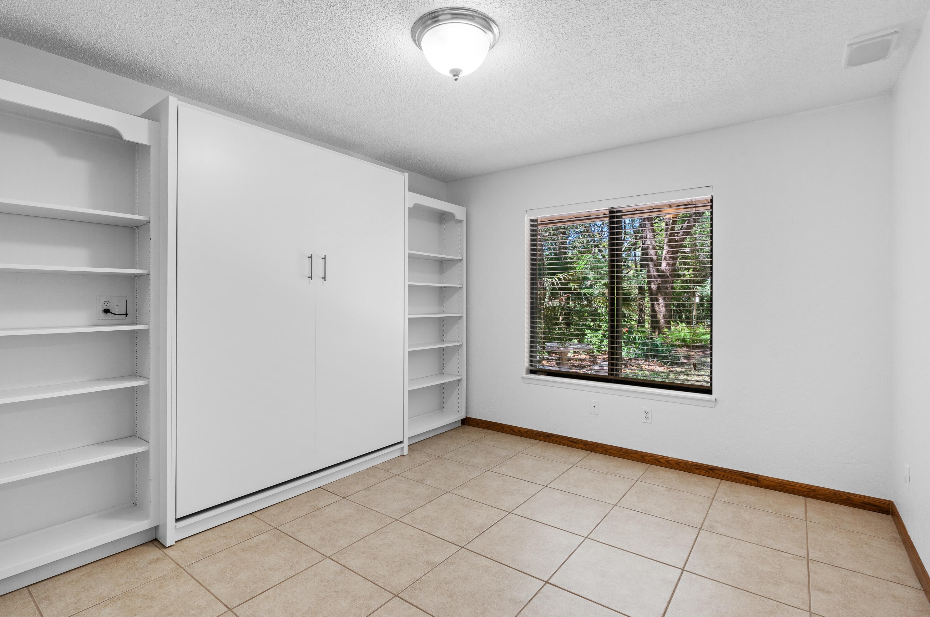 214 Wava Ave, Niceville FL  32578-1718 exterior