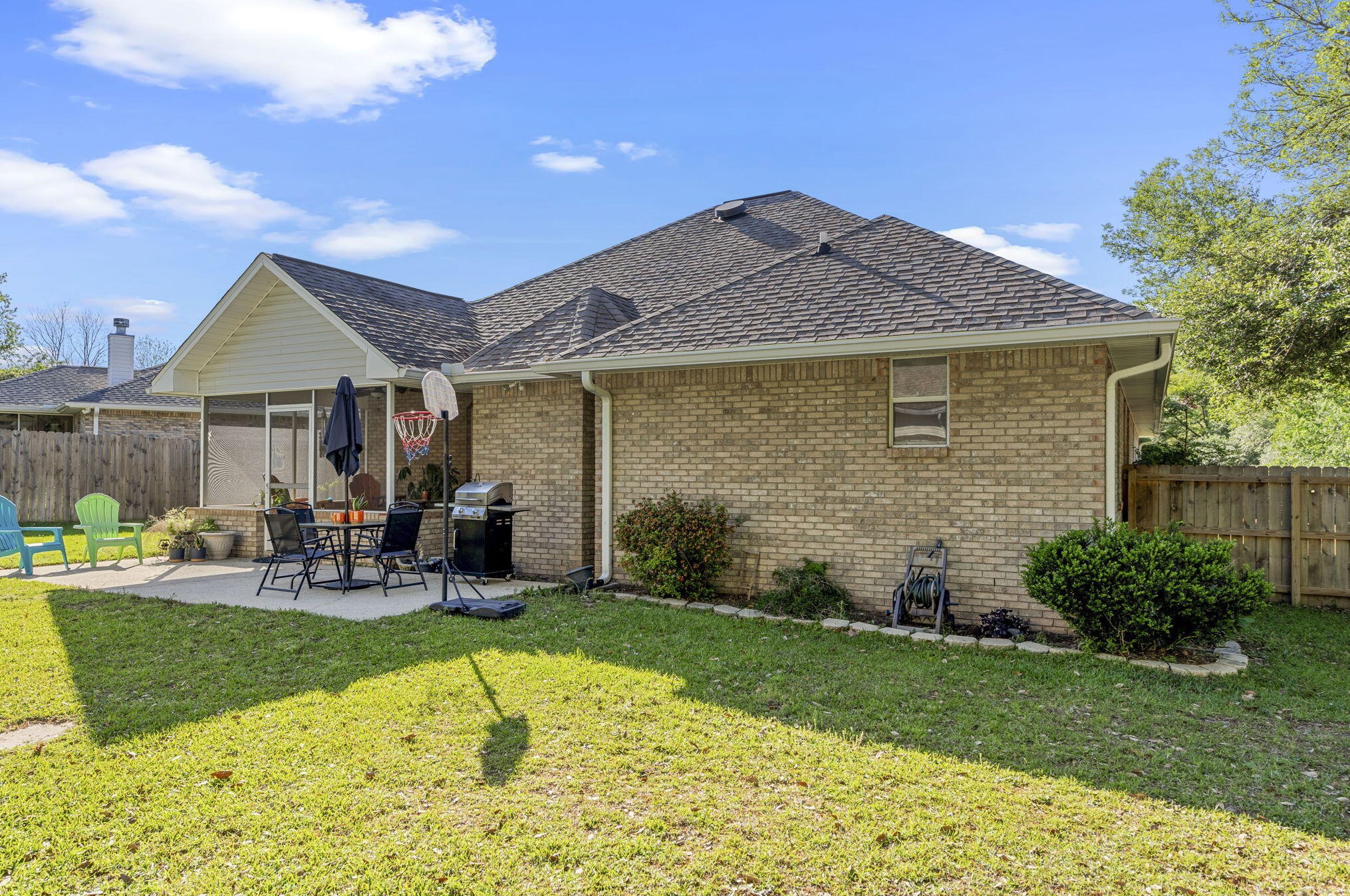 5810 Frances St, Crestview FL  32539-7114 exterior