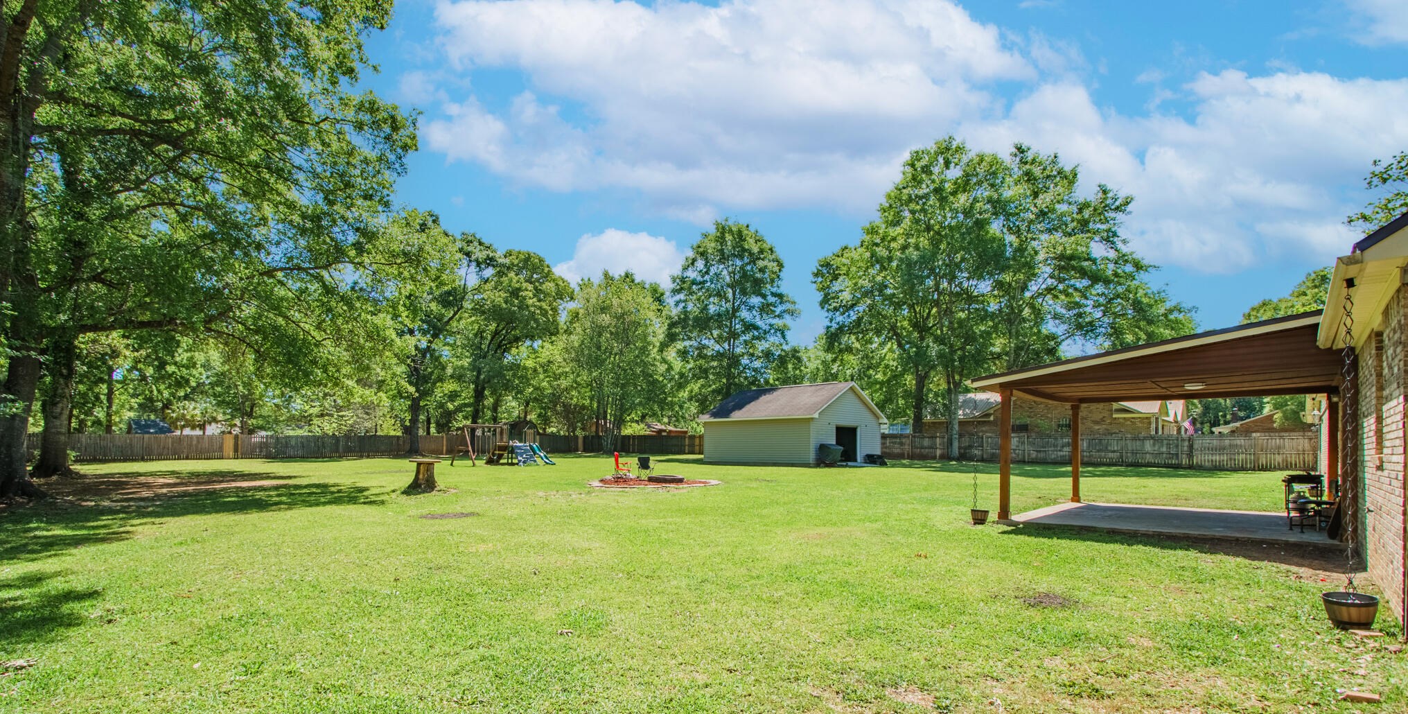 6039 Blueberry Ln, Crestview FL  32536-9071 exterior