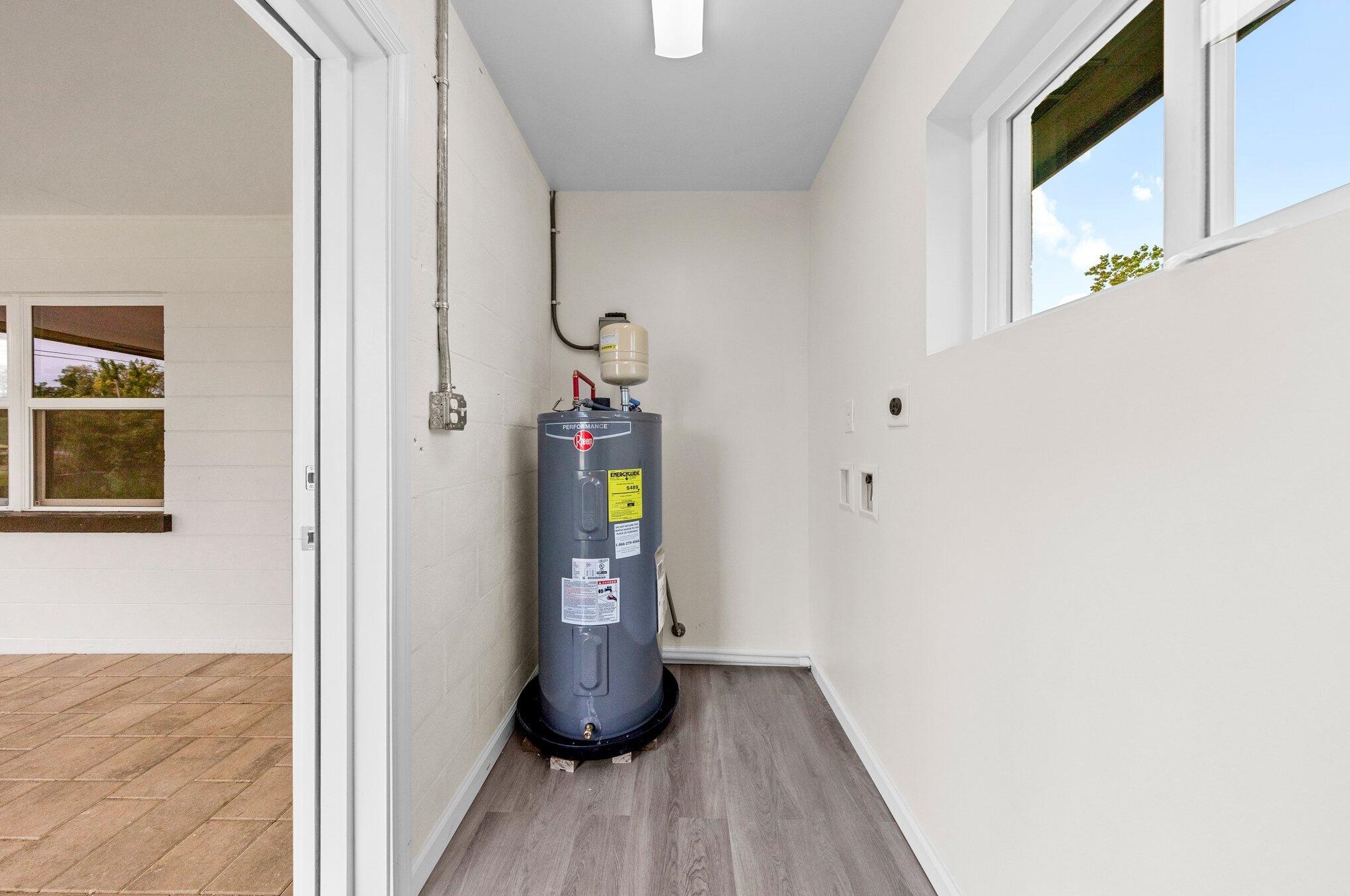 1621 9th St, Panama City FL  32401-4544 exterior