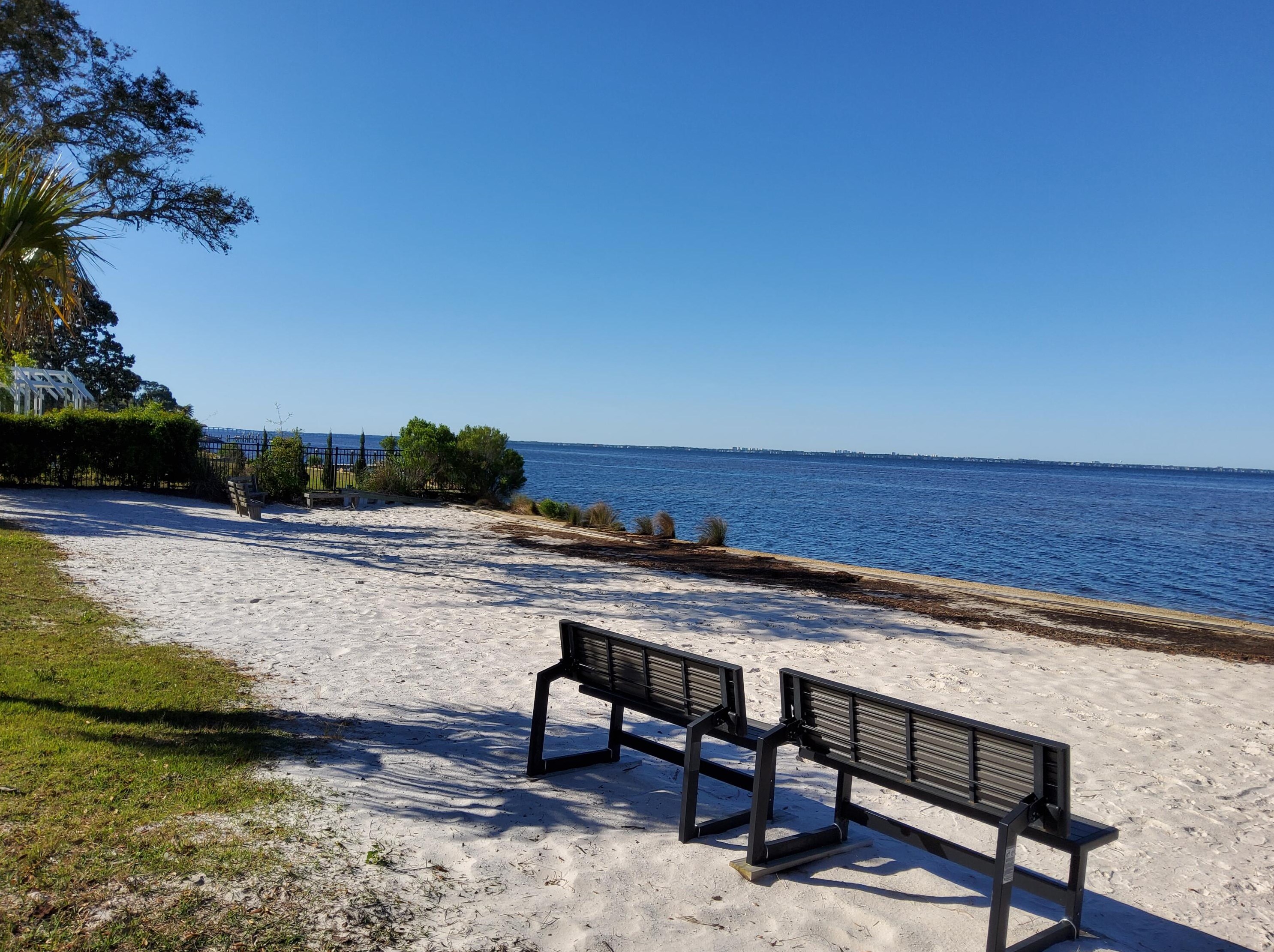 1348 Windward Cir, Niceville FL  32578-4309 exterior
