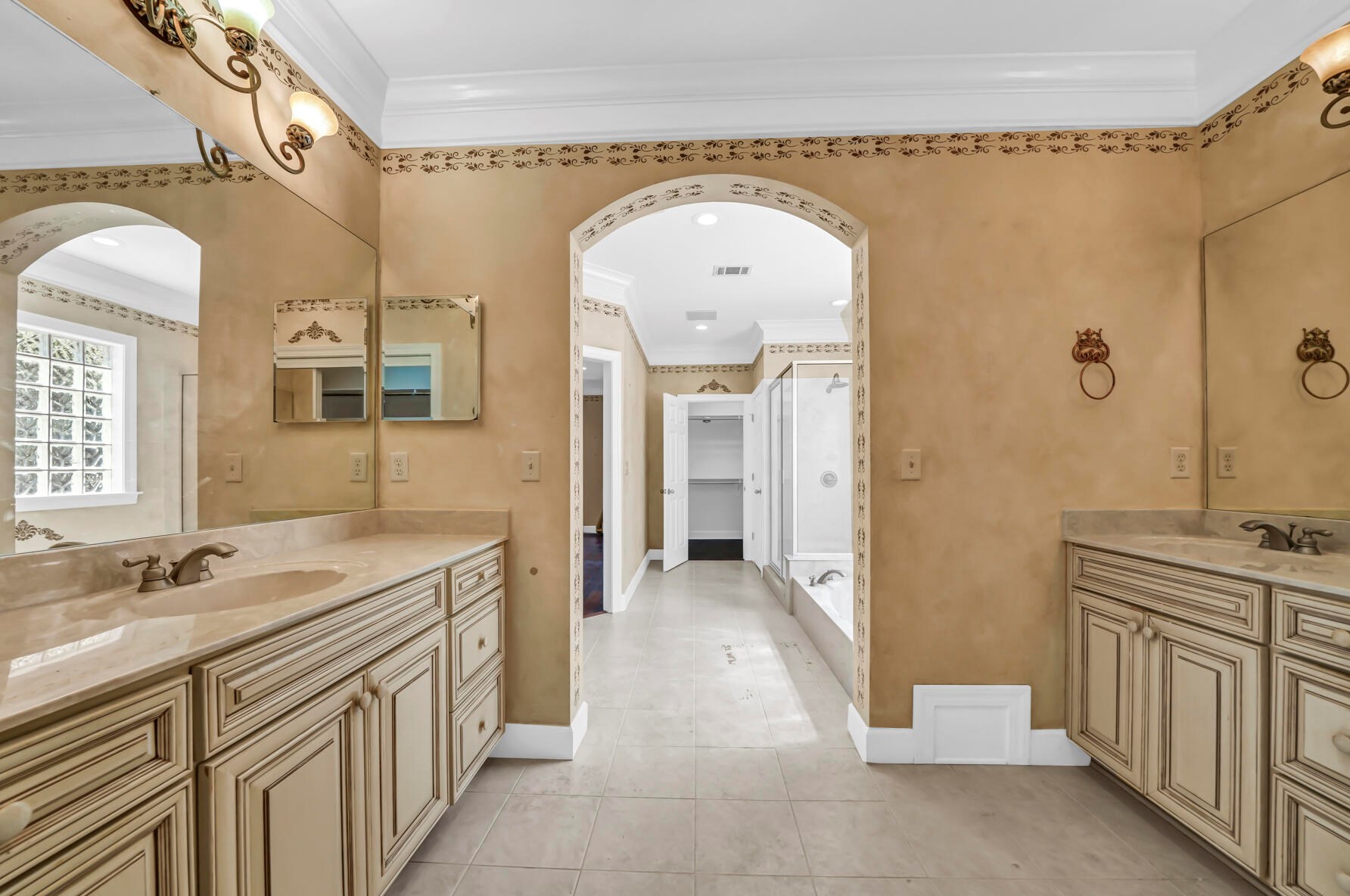 1348 Windward Cir, Niceville FL  32578-4309 exterior