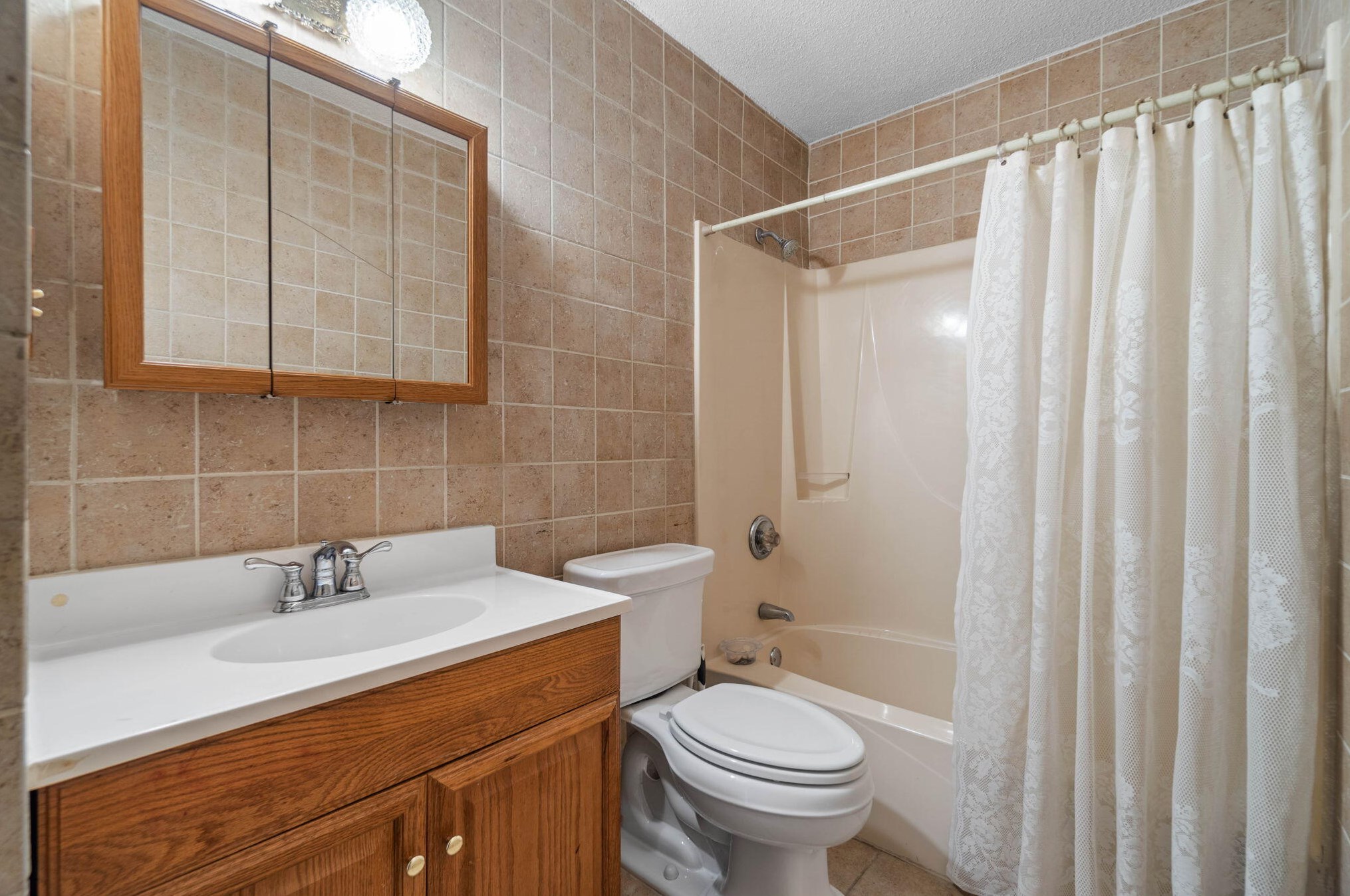 212 Squirrel Hvn Rd, Mary Esther FL  32569-2253 exterior